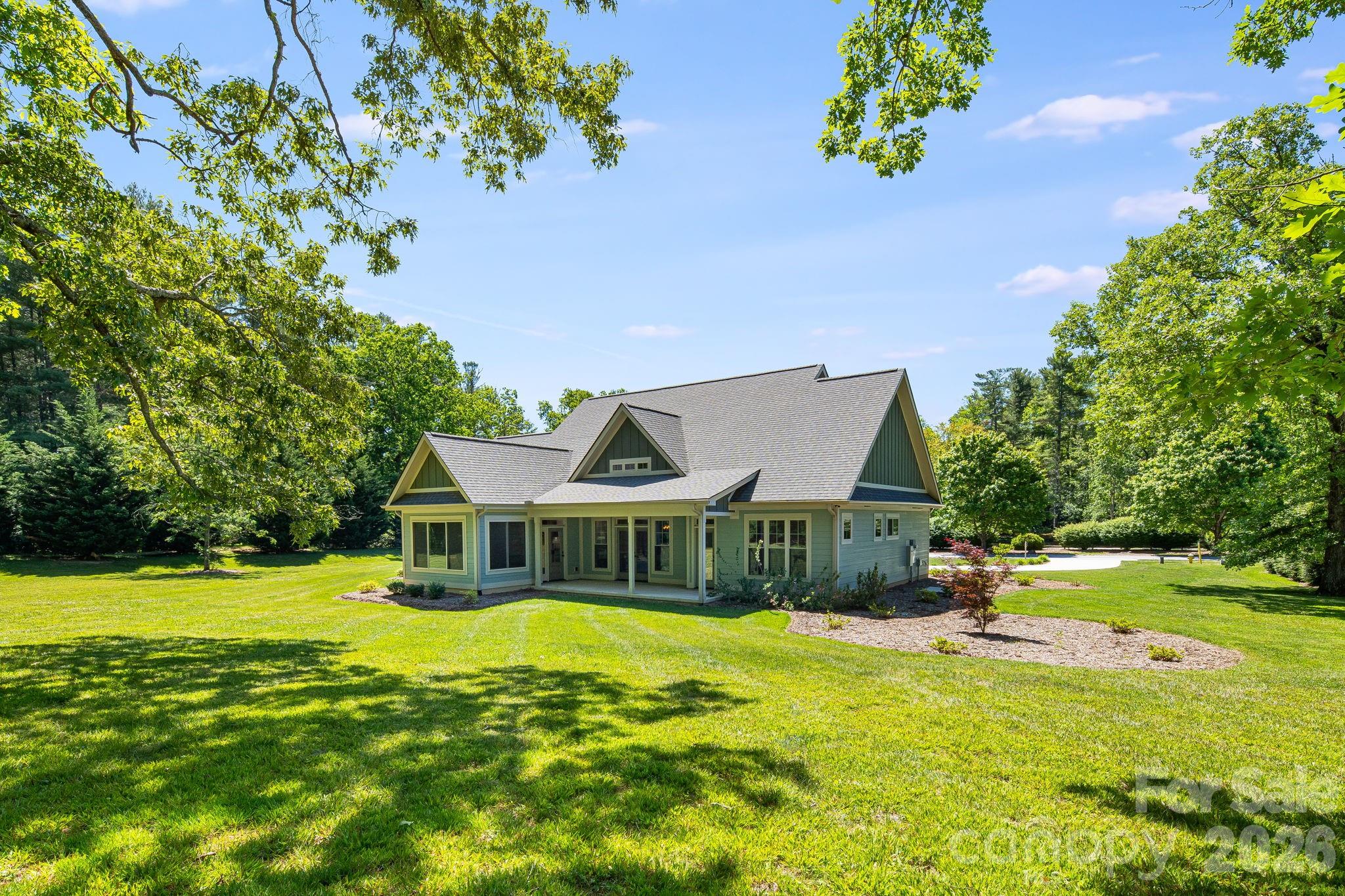 30 Shipman Parkway — Flat Rock
