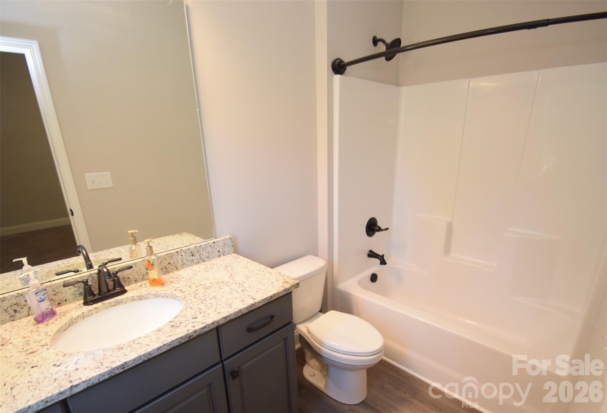 2809 Shiloh Unity Road — Lancaster