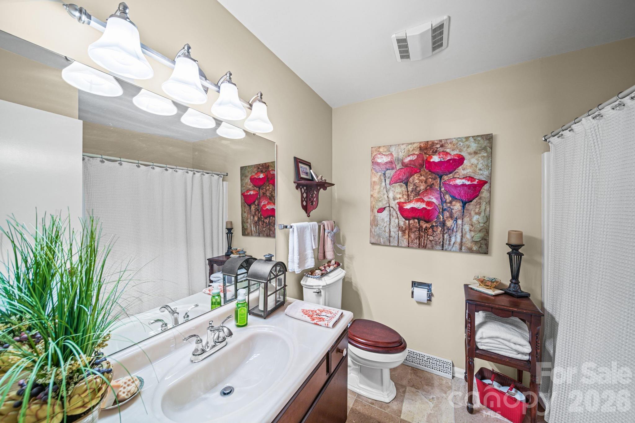 13539 Four Oaks Lane — Matthews