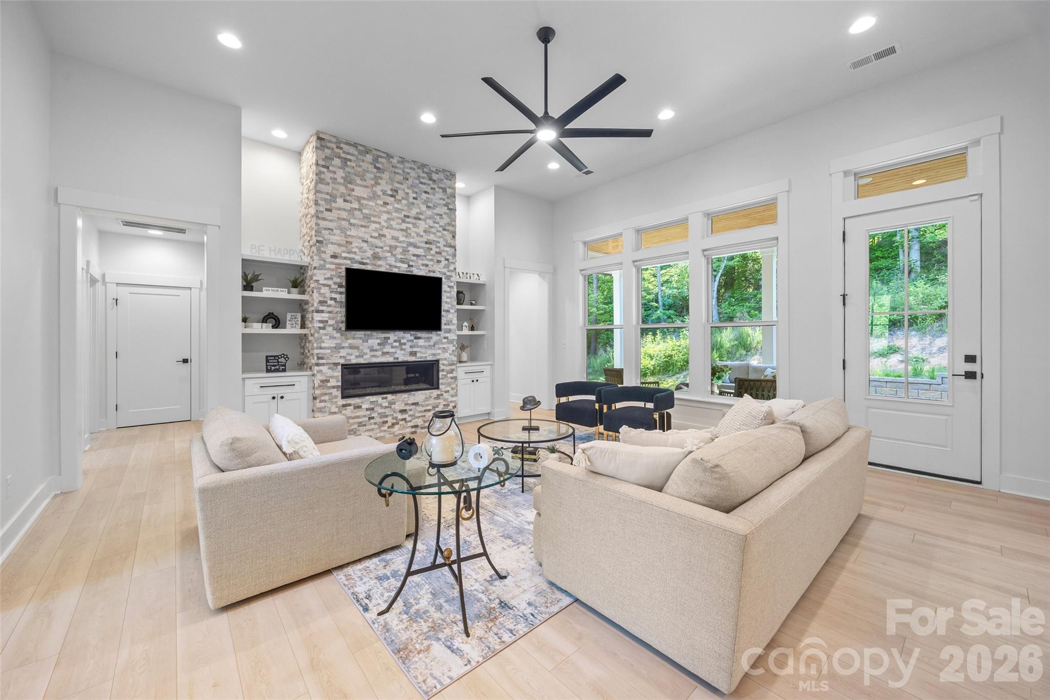 151 Greenbay Road — Mooresville