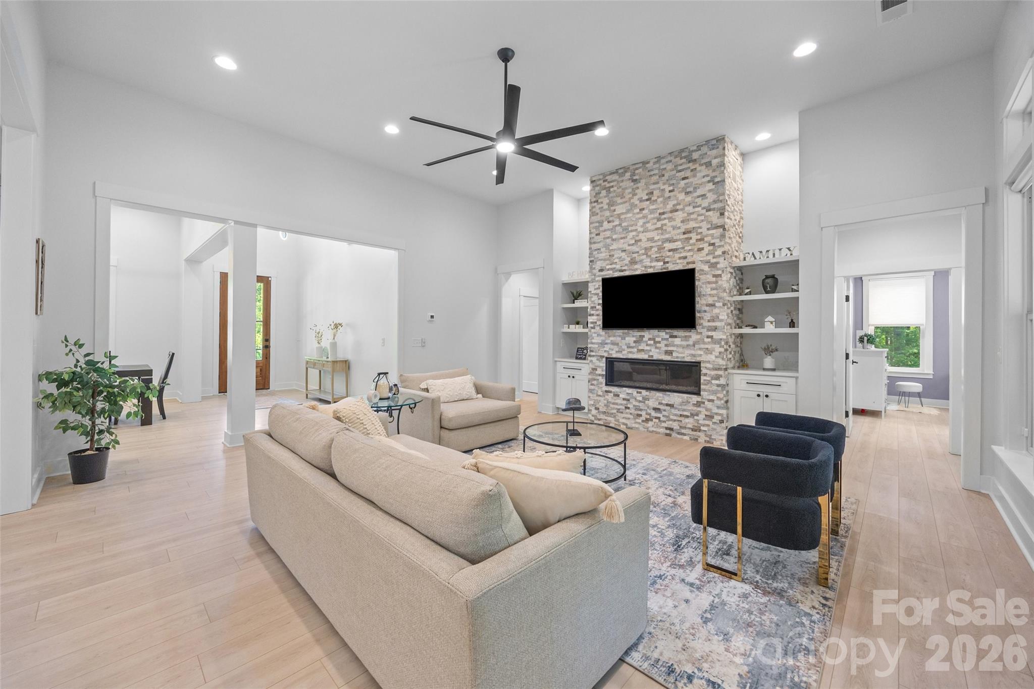 151 Greenbay Road — Mooresville