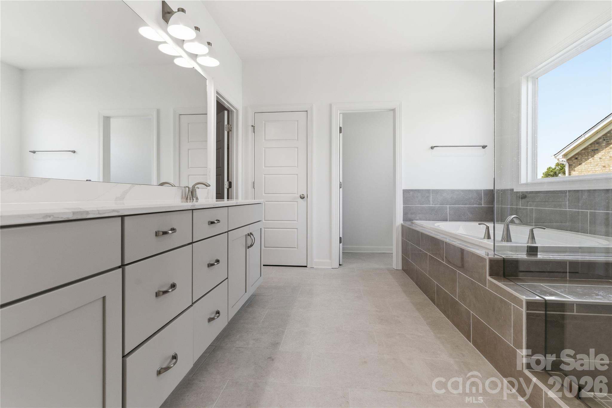 4016 Dahlia Drive — Harrisburg