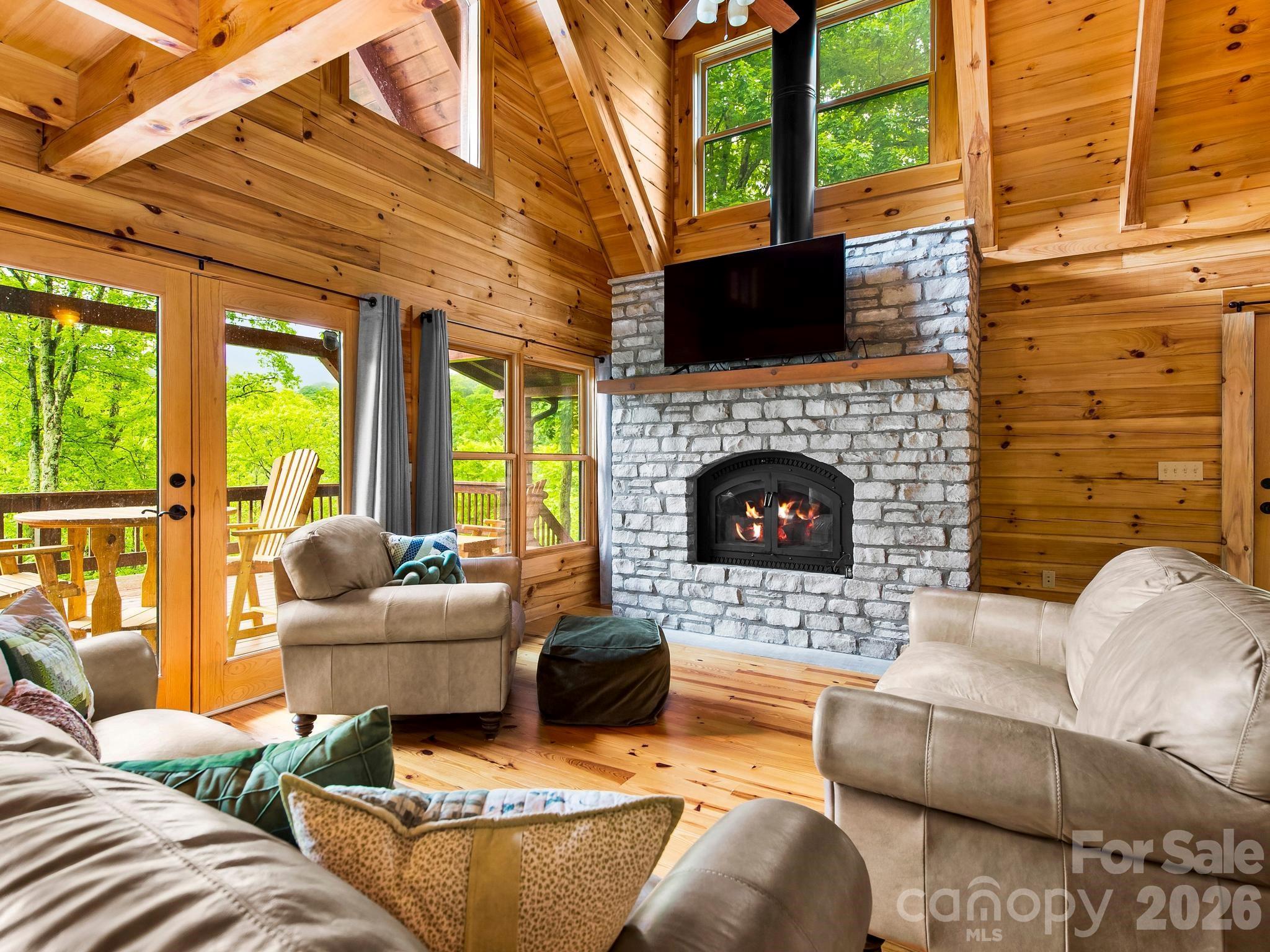 84 Sky Drive — Maggie Valley