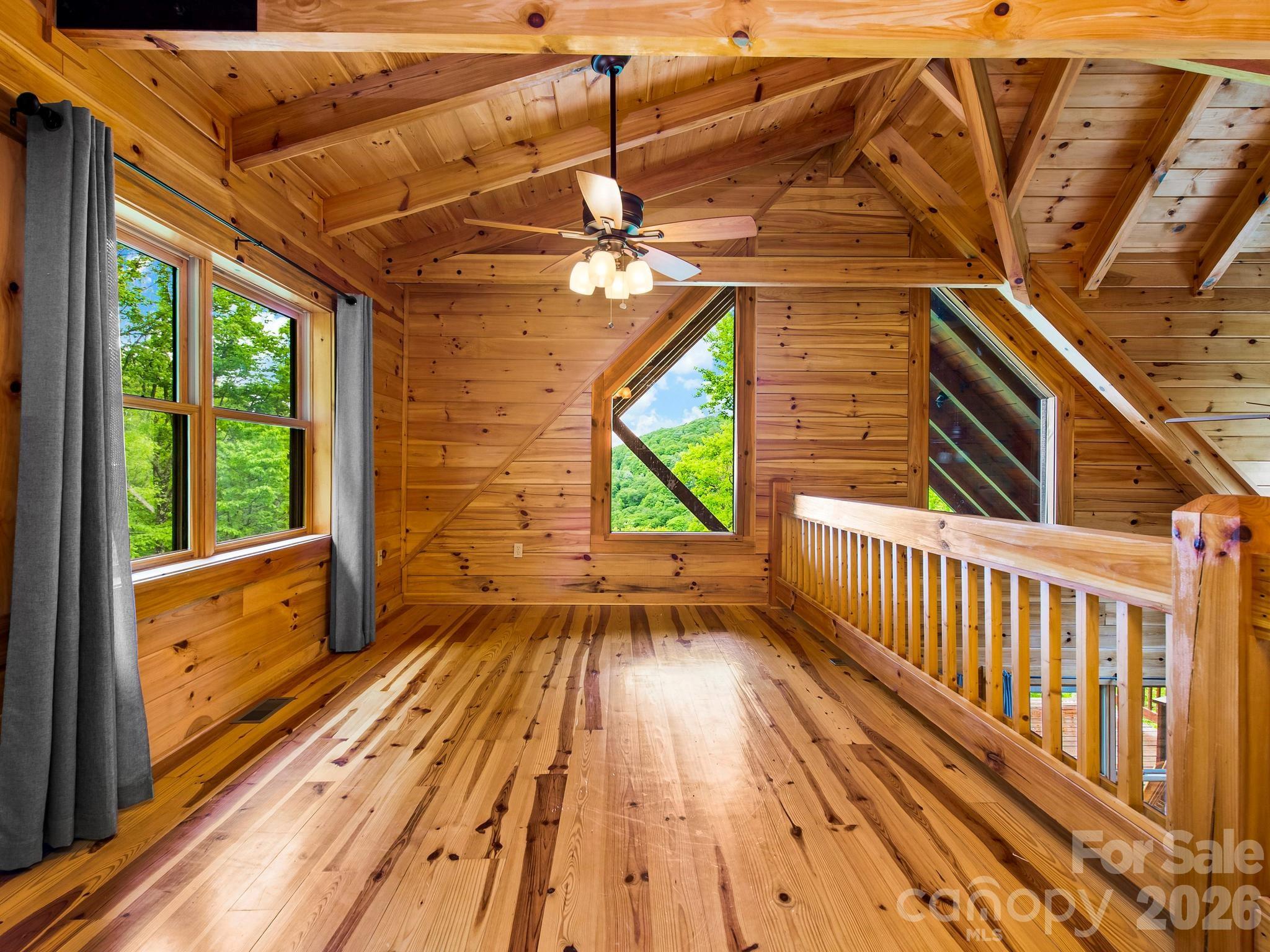 84 Sky Drive — Maggie Valley