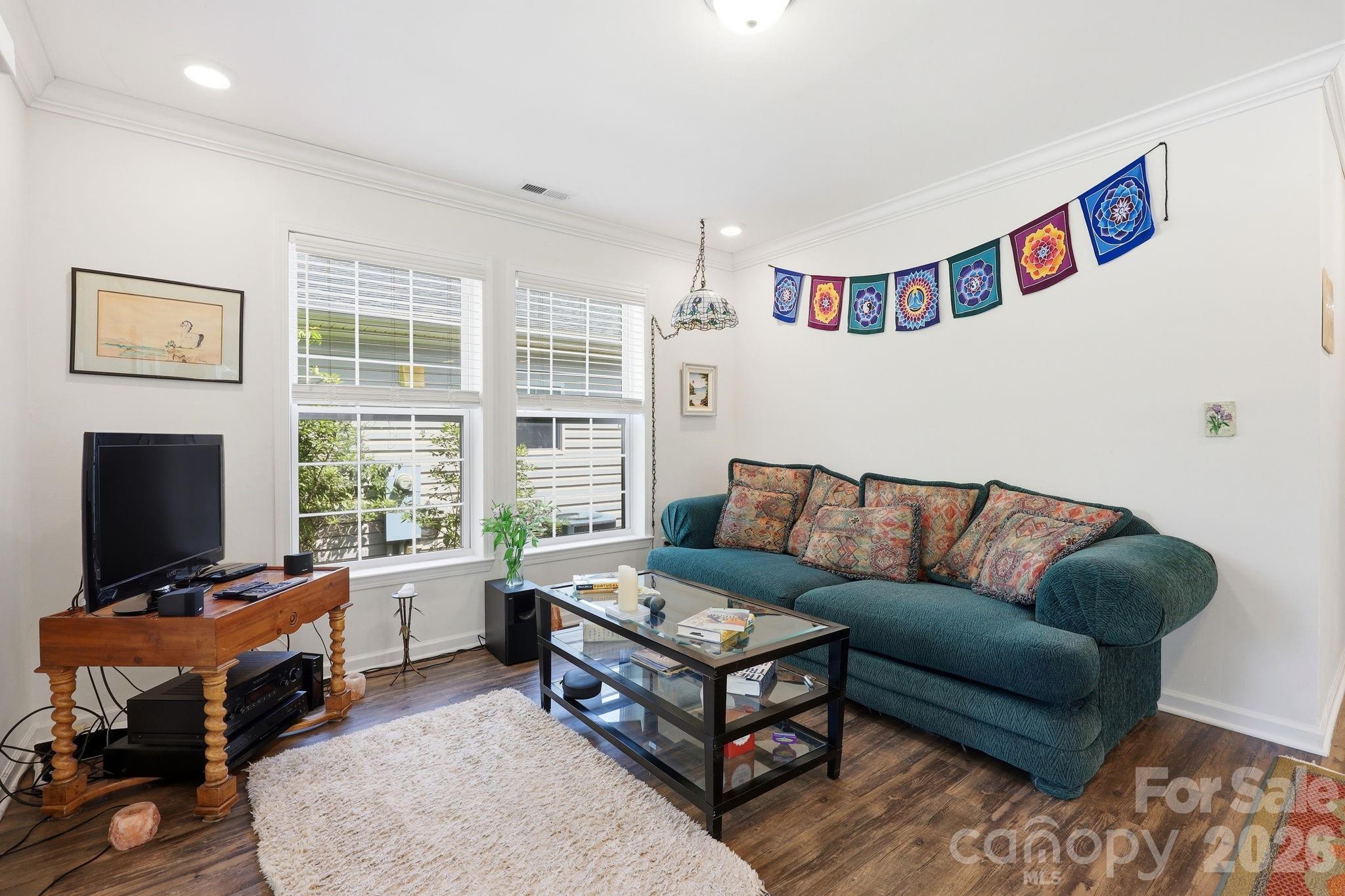 253 Brooklyn Lane — Asheville