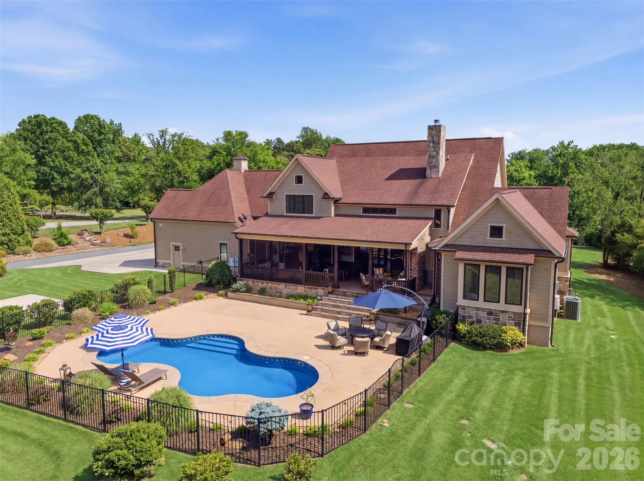 425 Bridlepath Trail — Davidson