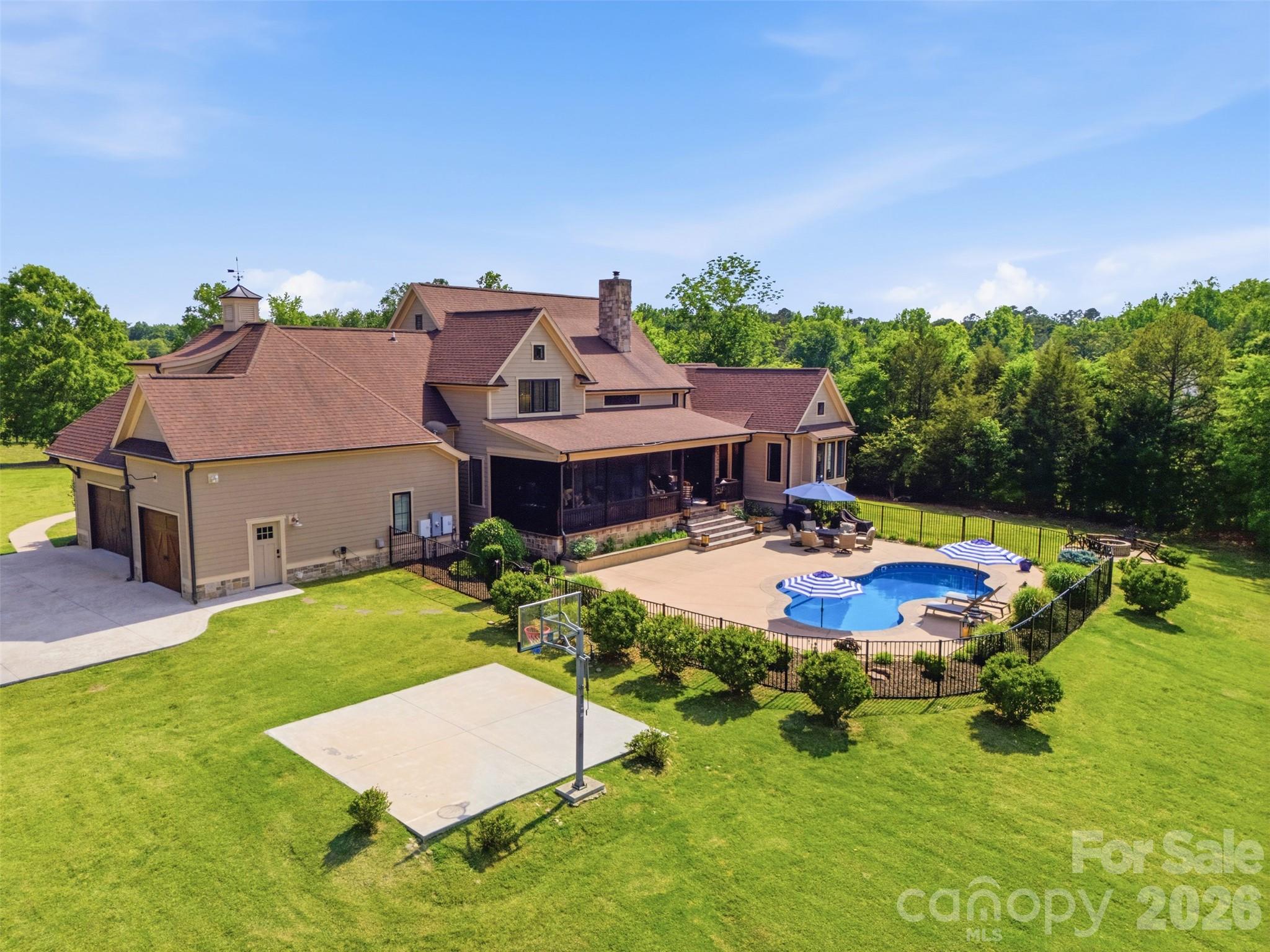425 Bridlepath Trail — Davidson
