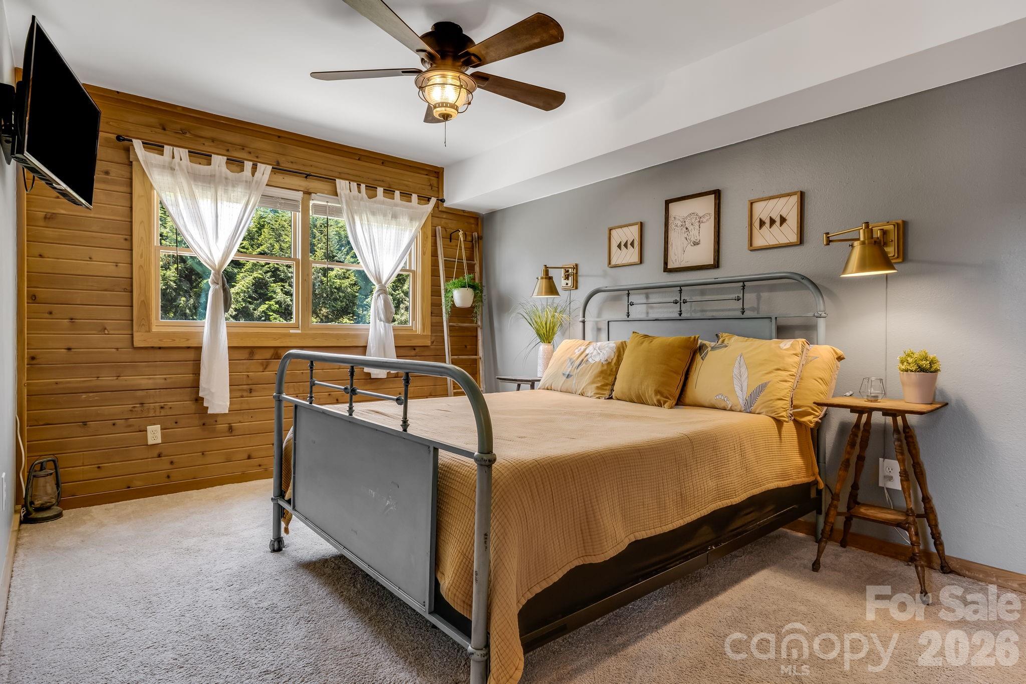 694 Boulder Road — Marshall