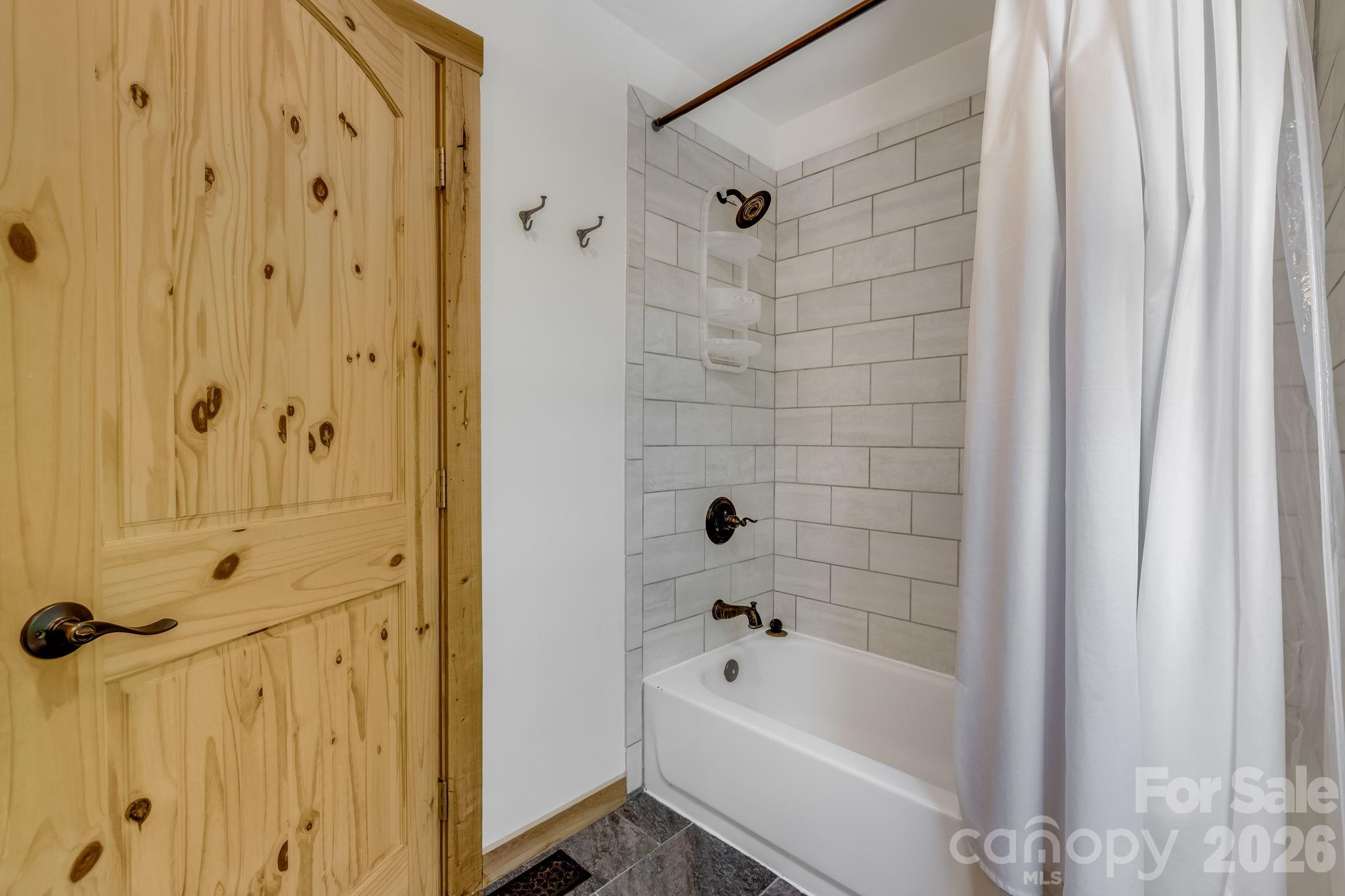 694 Boulder Road — Marshall