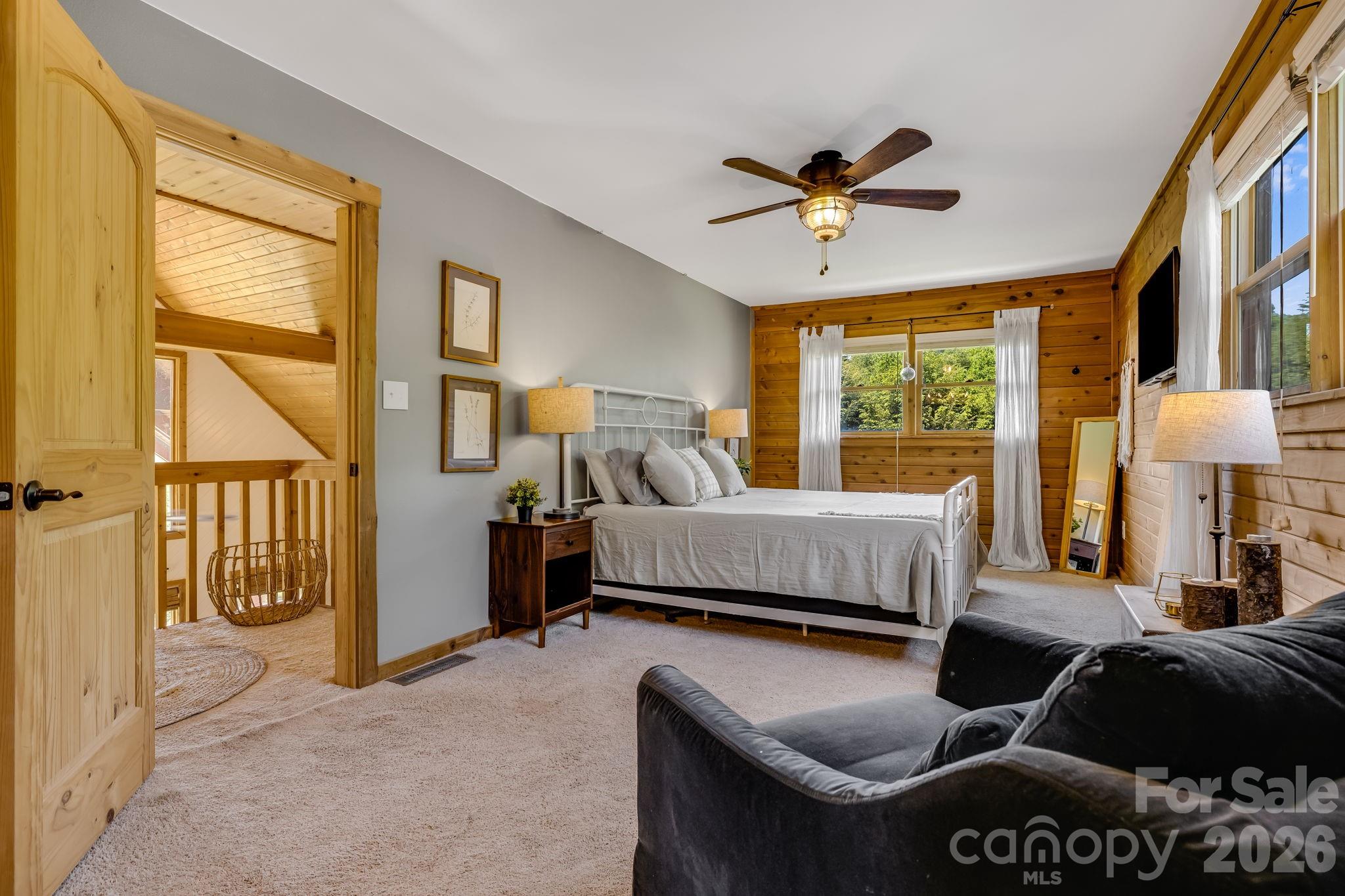 694 Boulder Road — Marshall