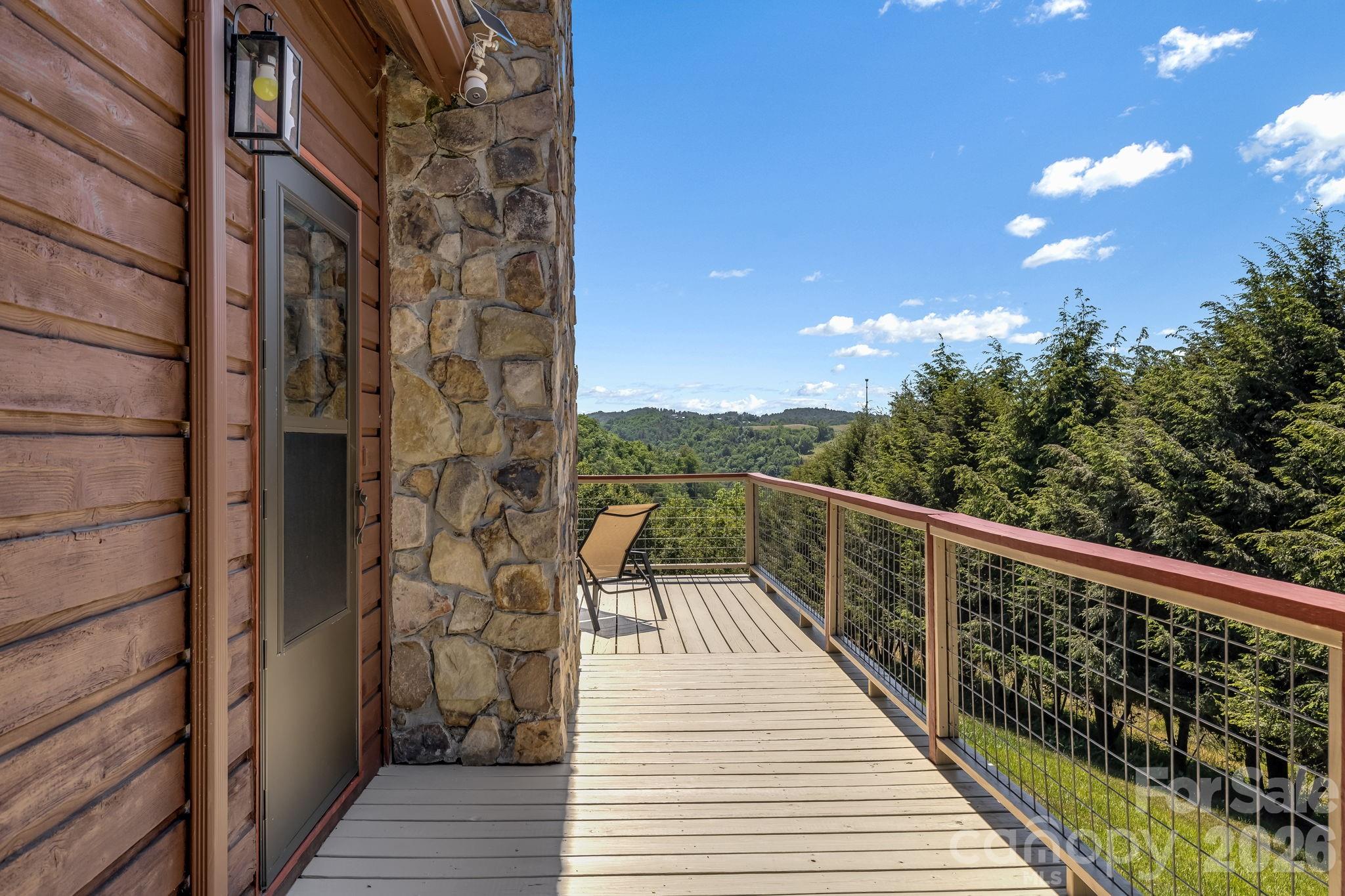 694 Boulder Road — Marshall
