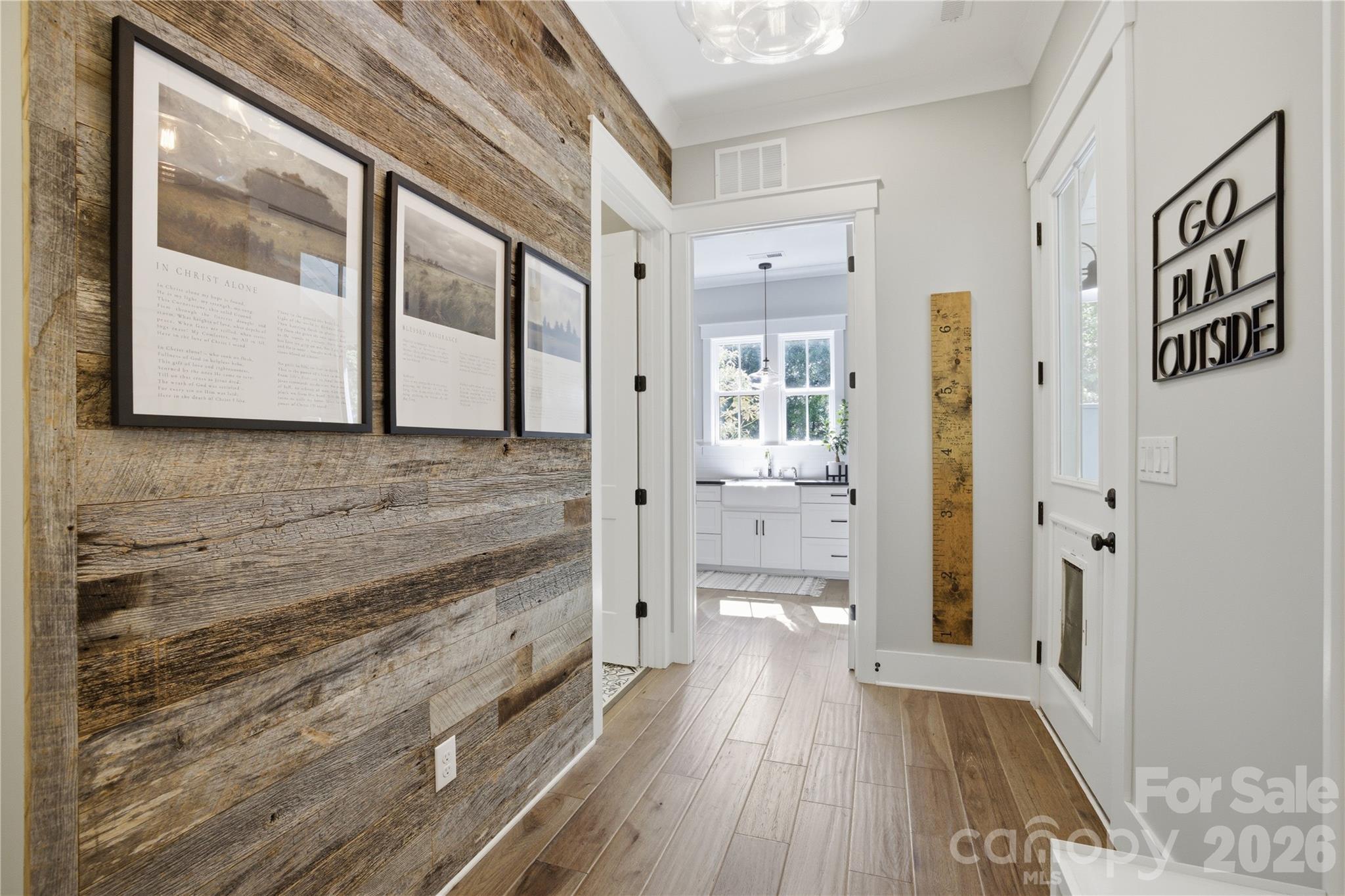 5938 Cashion Road — Huntersville
