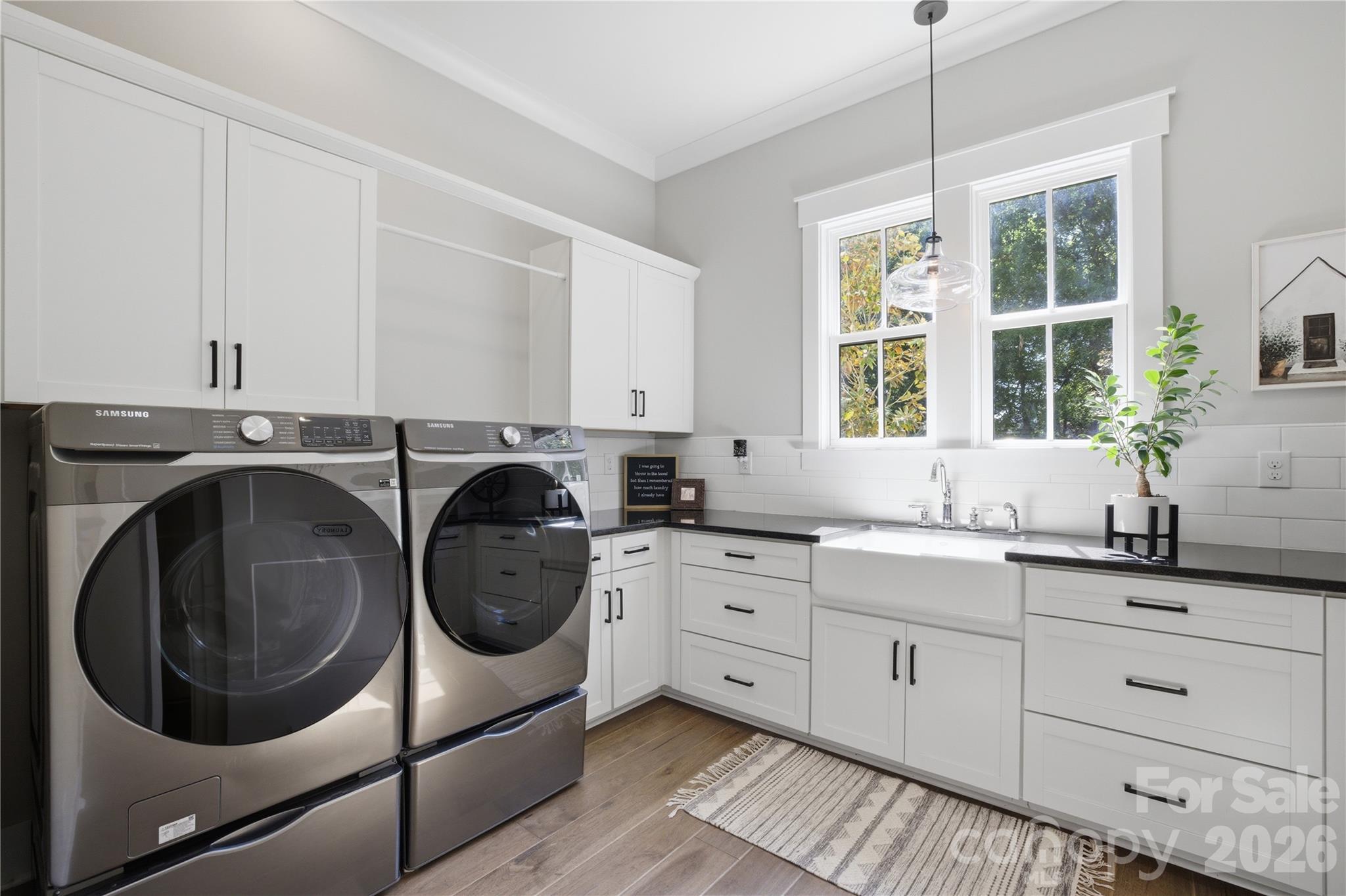 5938 Cashion Road — Huntersville
