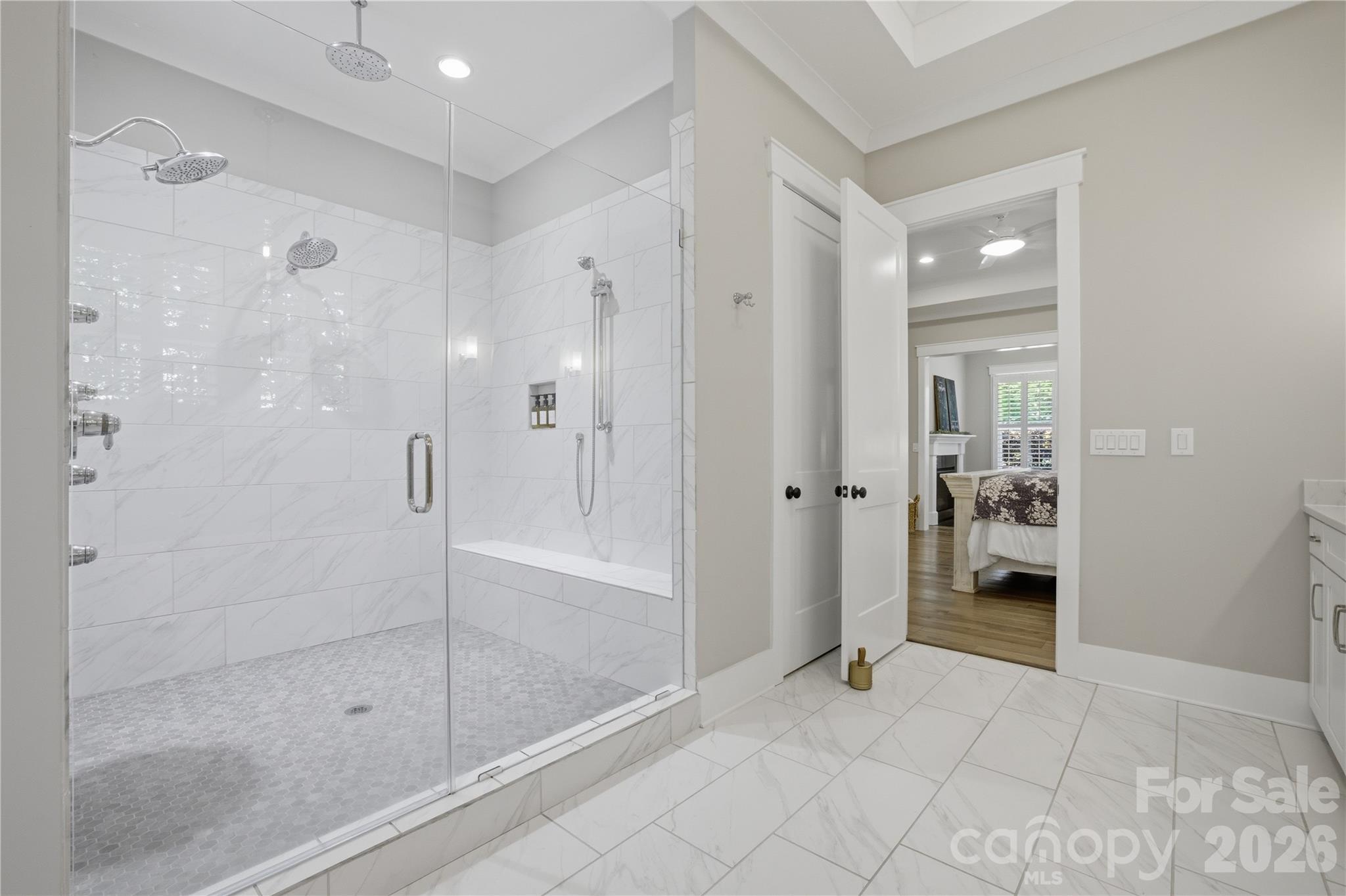 5938 Cashion Road — Huntersville