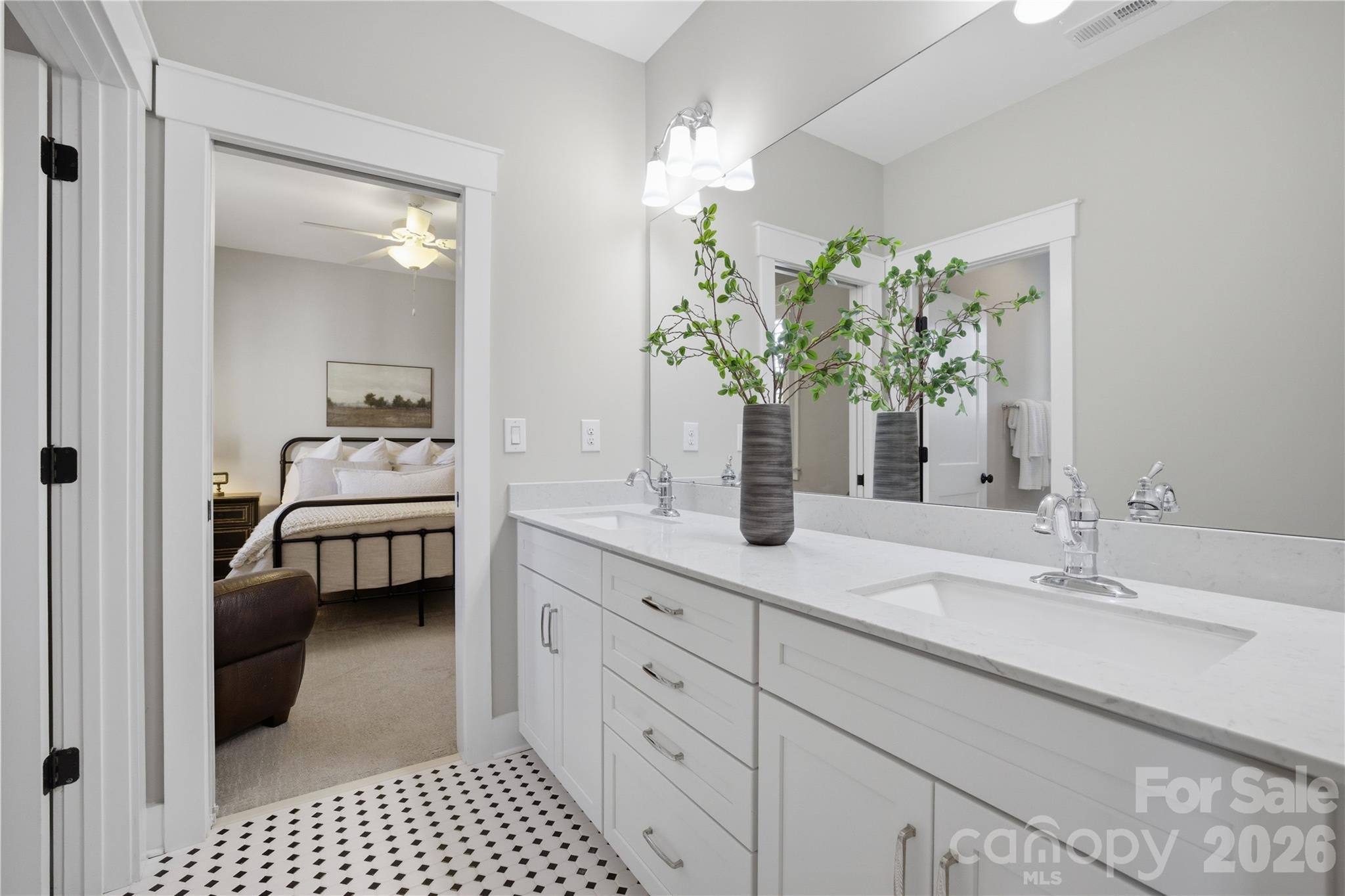 5938 Cashion Road — Huntersville