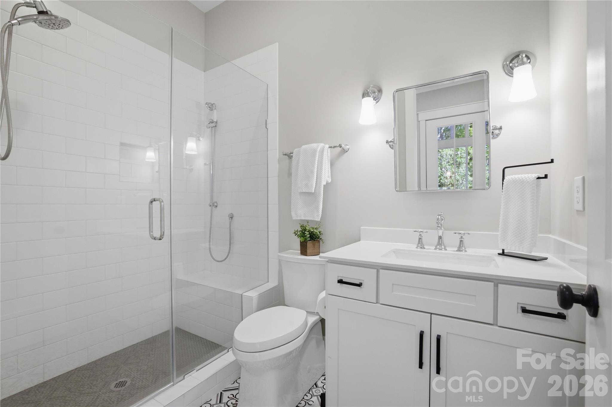 5938 Cashion Road — Huntersville