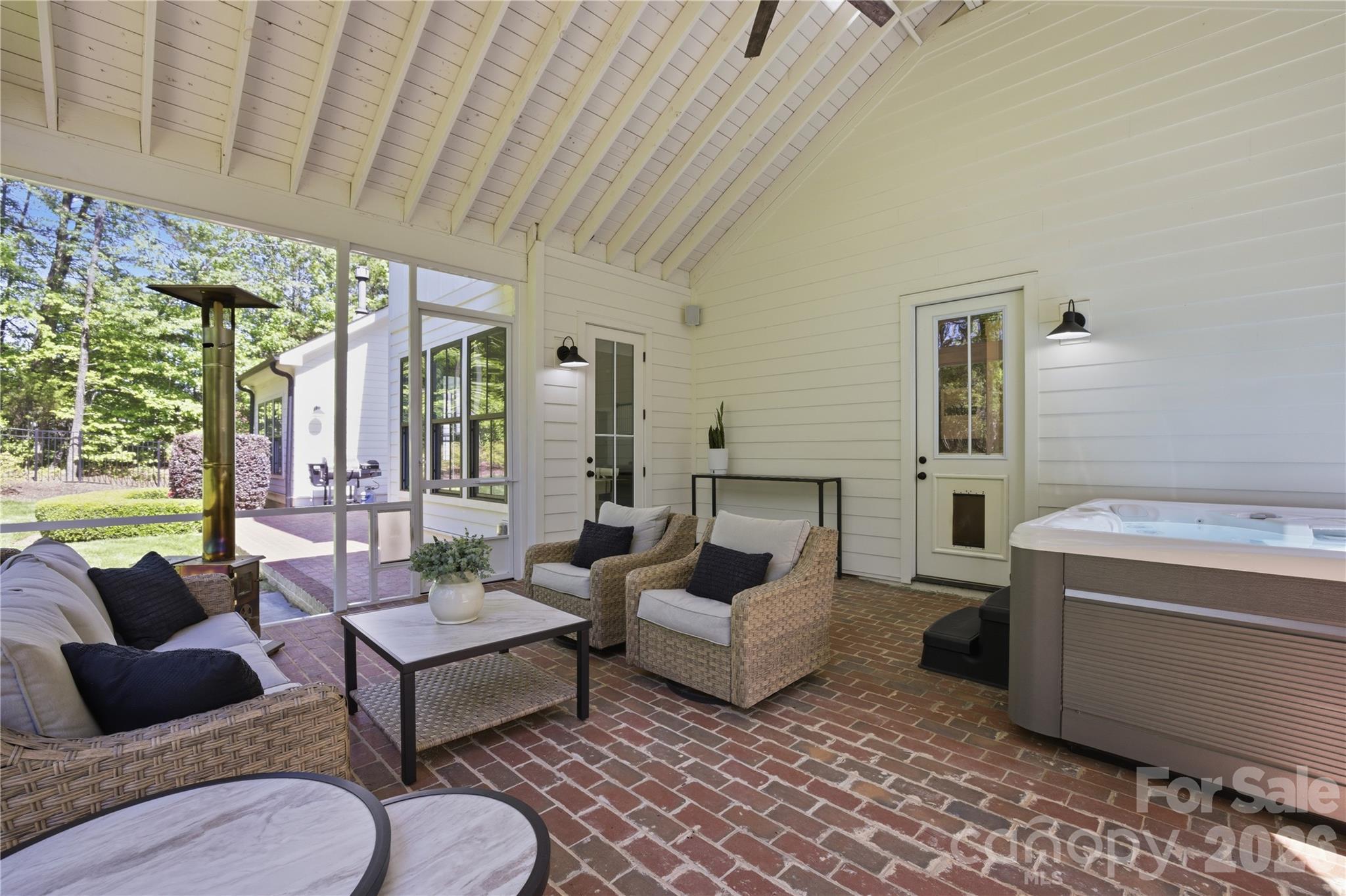5938 Cashion Road — Huntersville