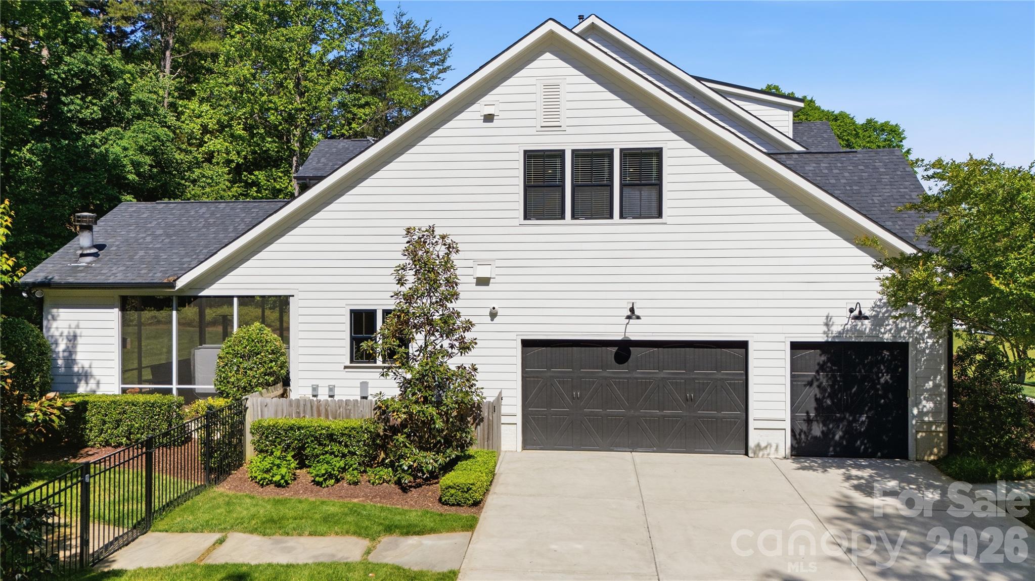 5938 Cashion Road — Huntersville