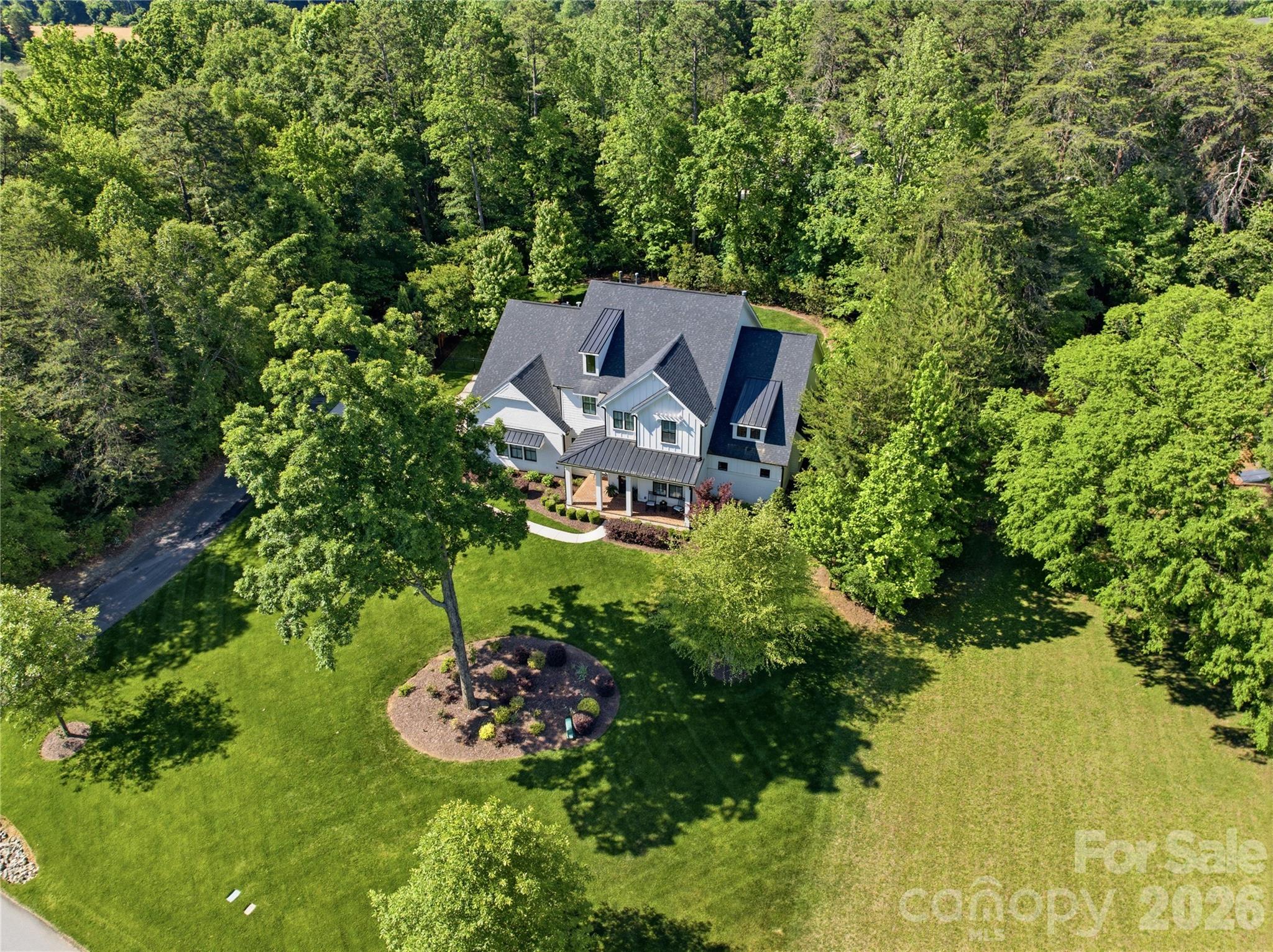 5938 Cashion Road — Huntersville