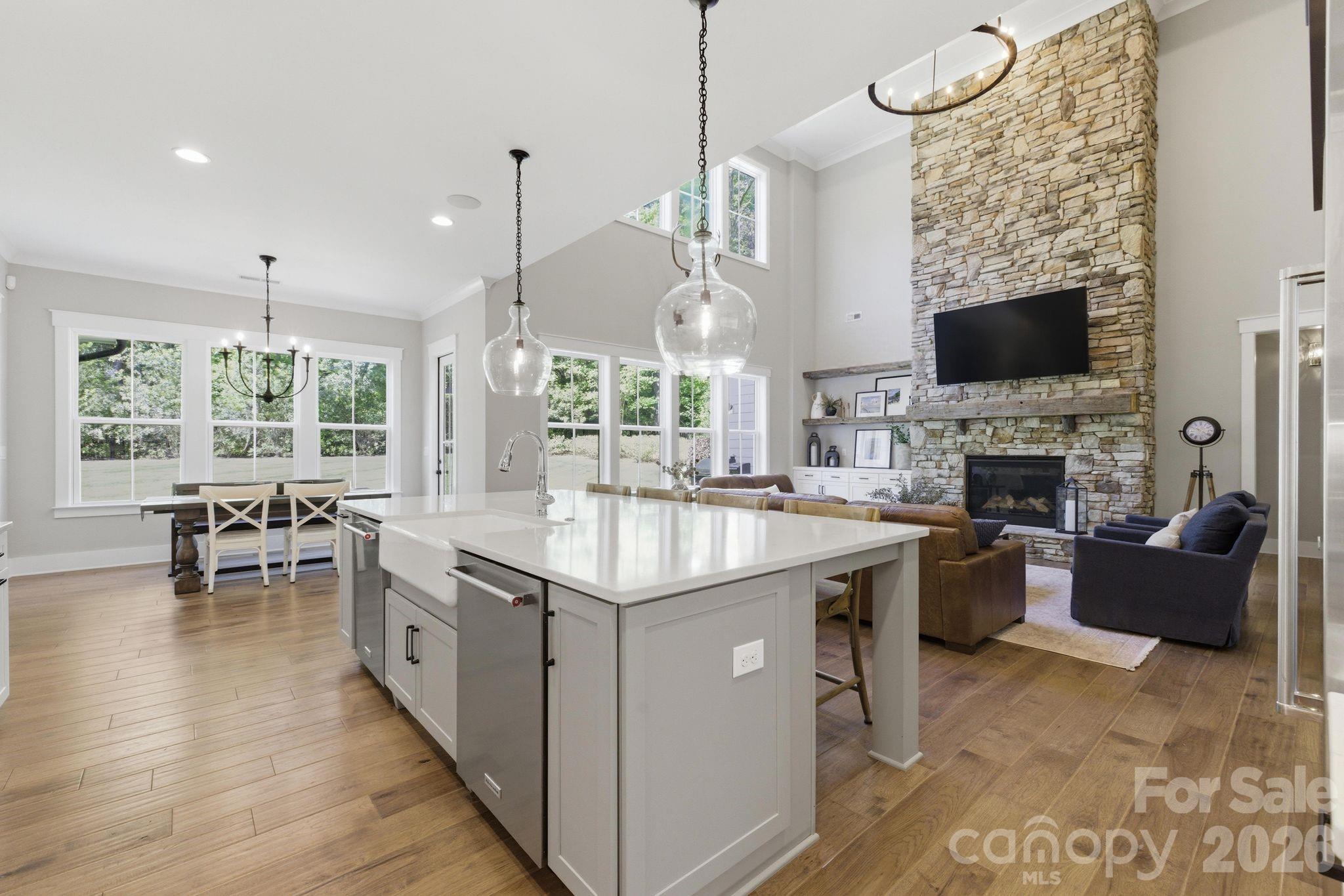 5938 Cashion Road — Huntersville