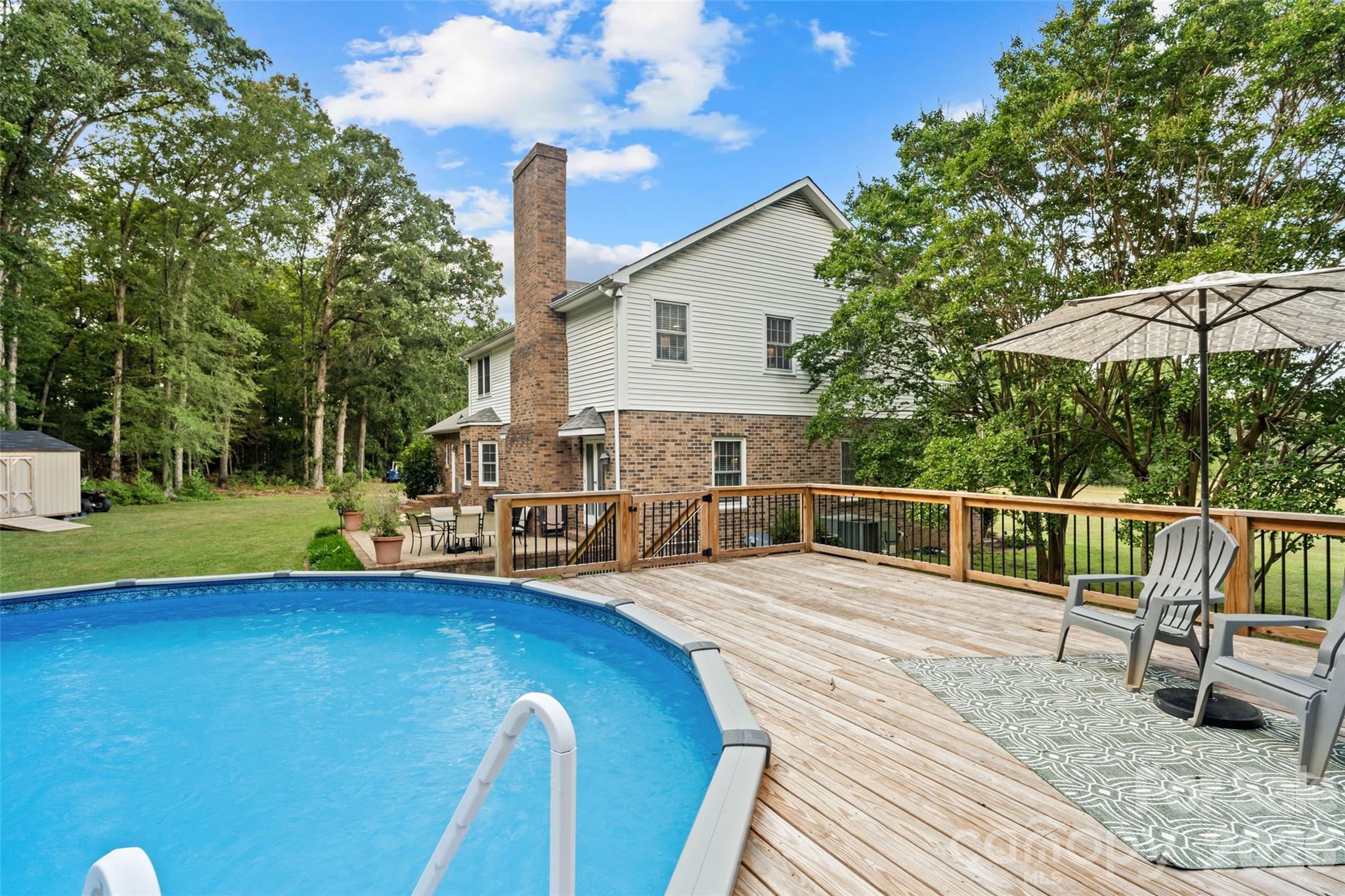 2520 Wooten Road — Chester