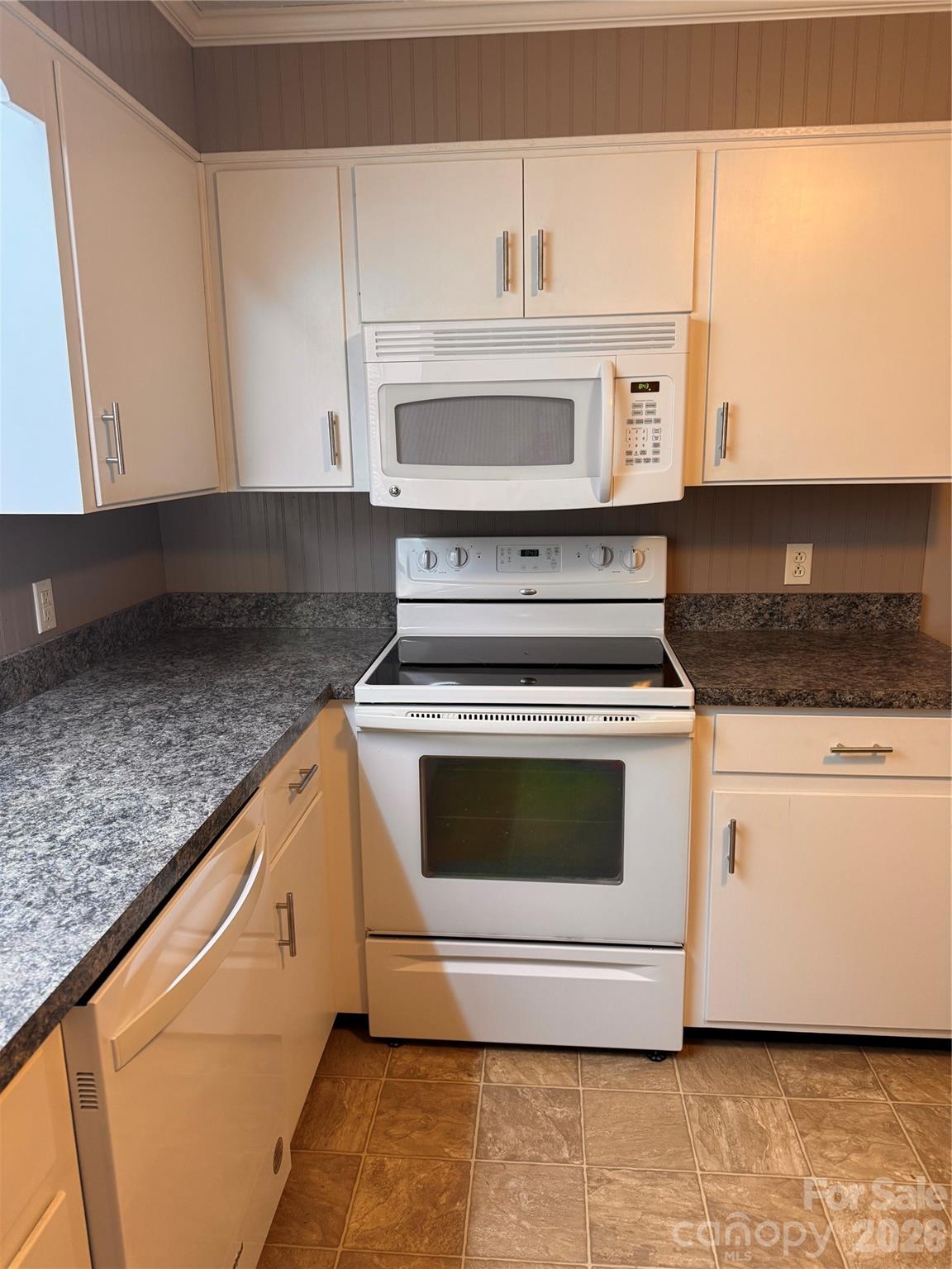 2431 Burke Memorial Park Road — Valdese