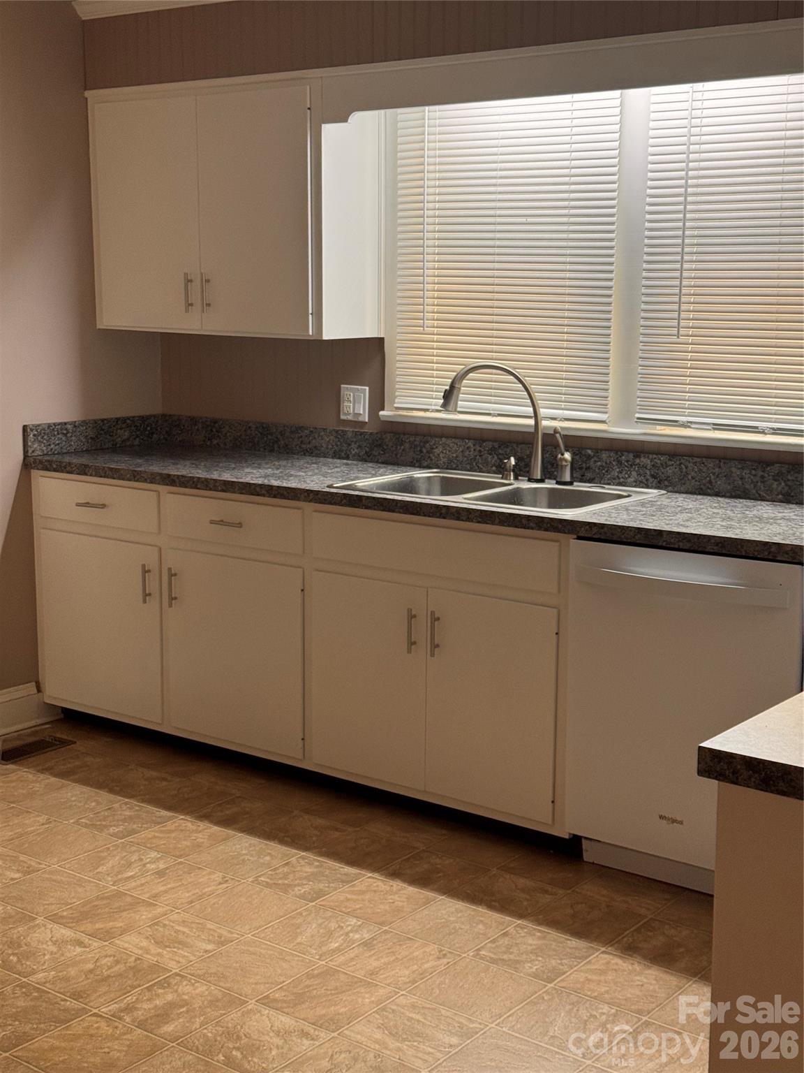2431 Burke Memorial Park Road — Valdese