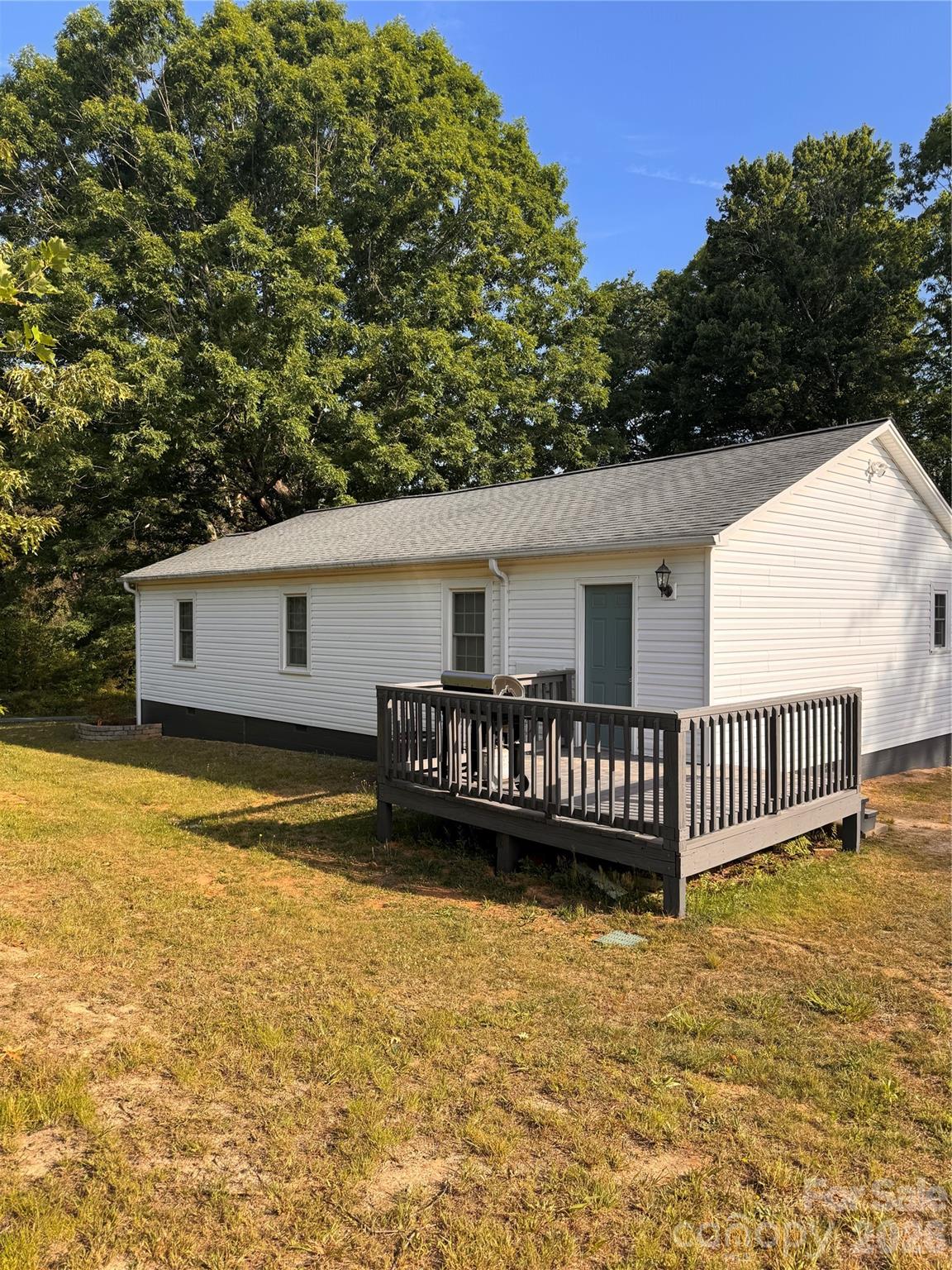 2431 Burke Memorial Park Road — Valdese