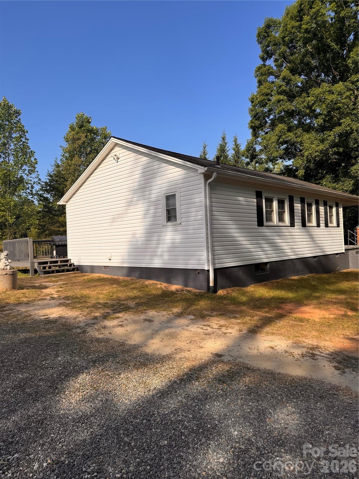 2431 Burke Memorial Park Road — Valdese