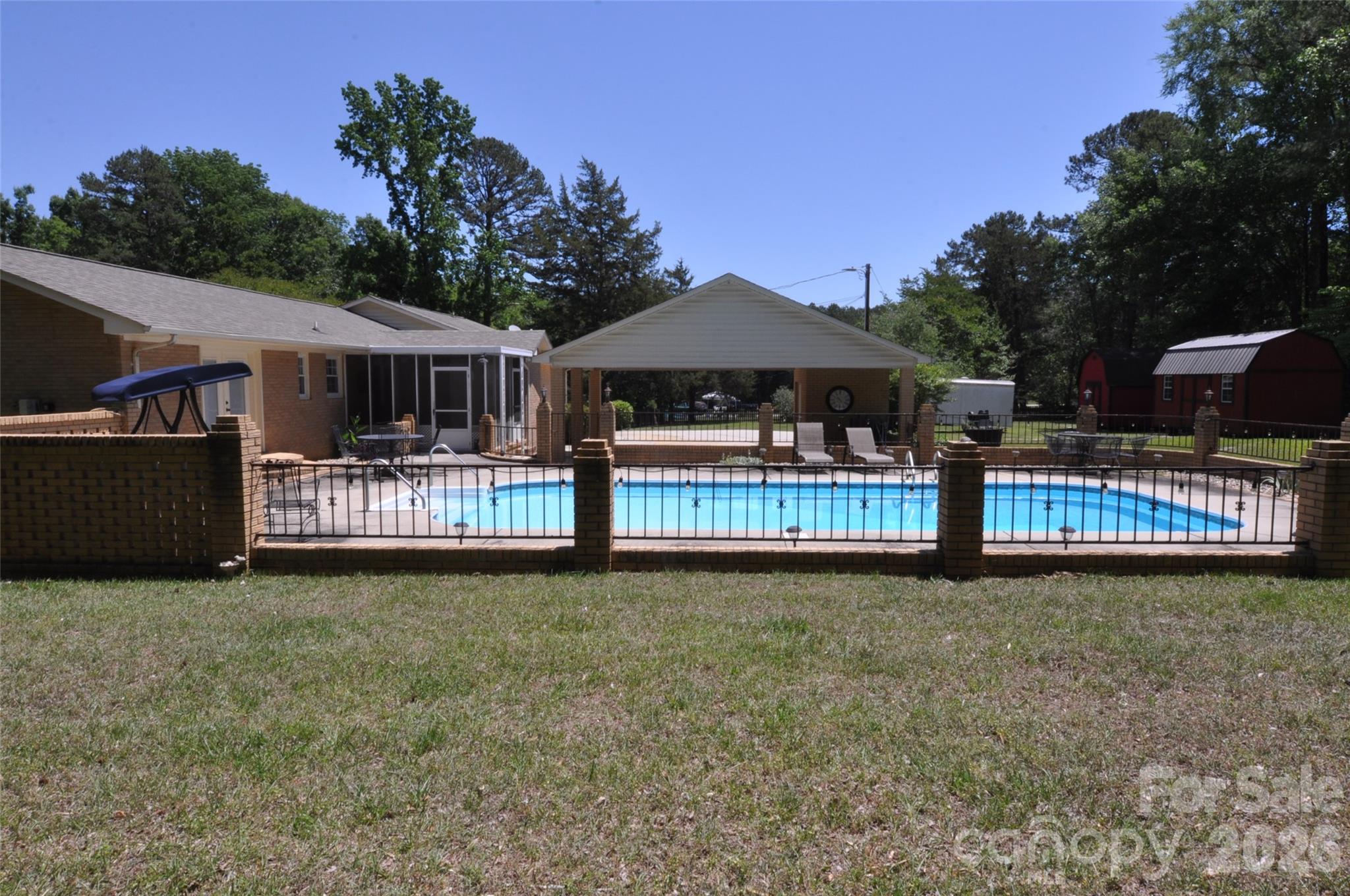 808 Briarcliff Circle #63&64 — Chester