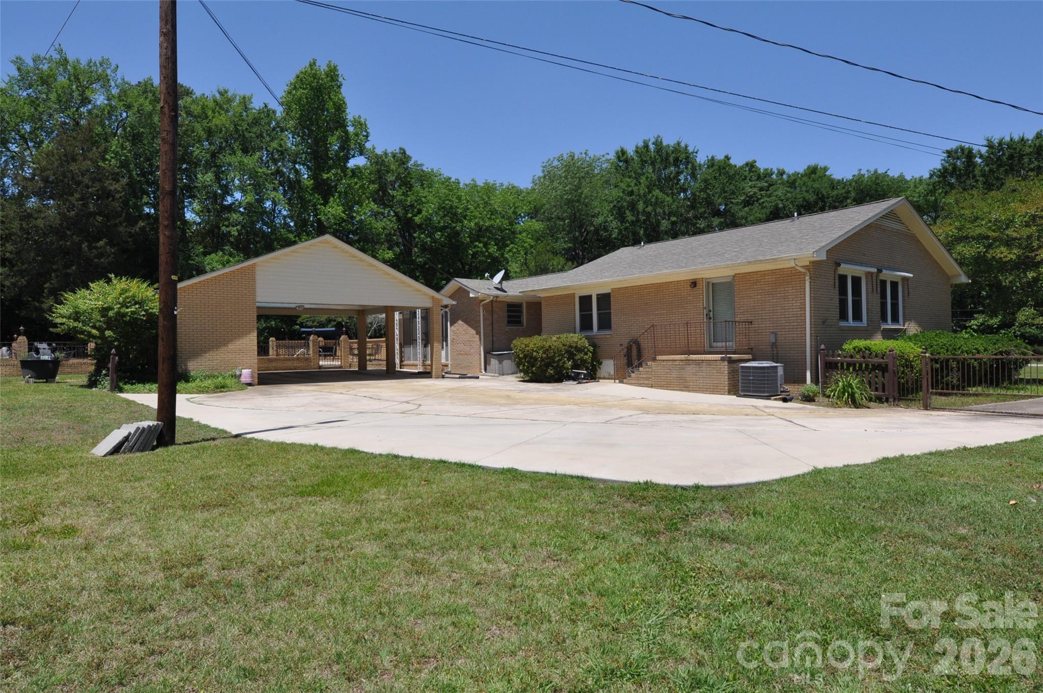 808 Briarcliff Circle #63&64 — Chester