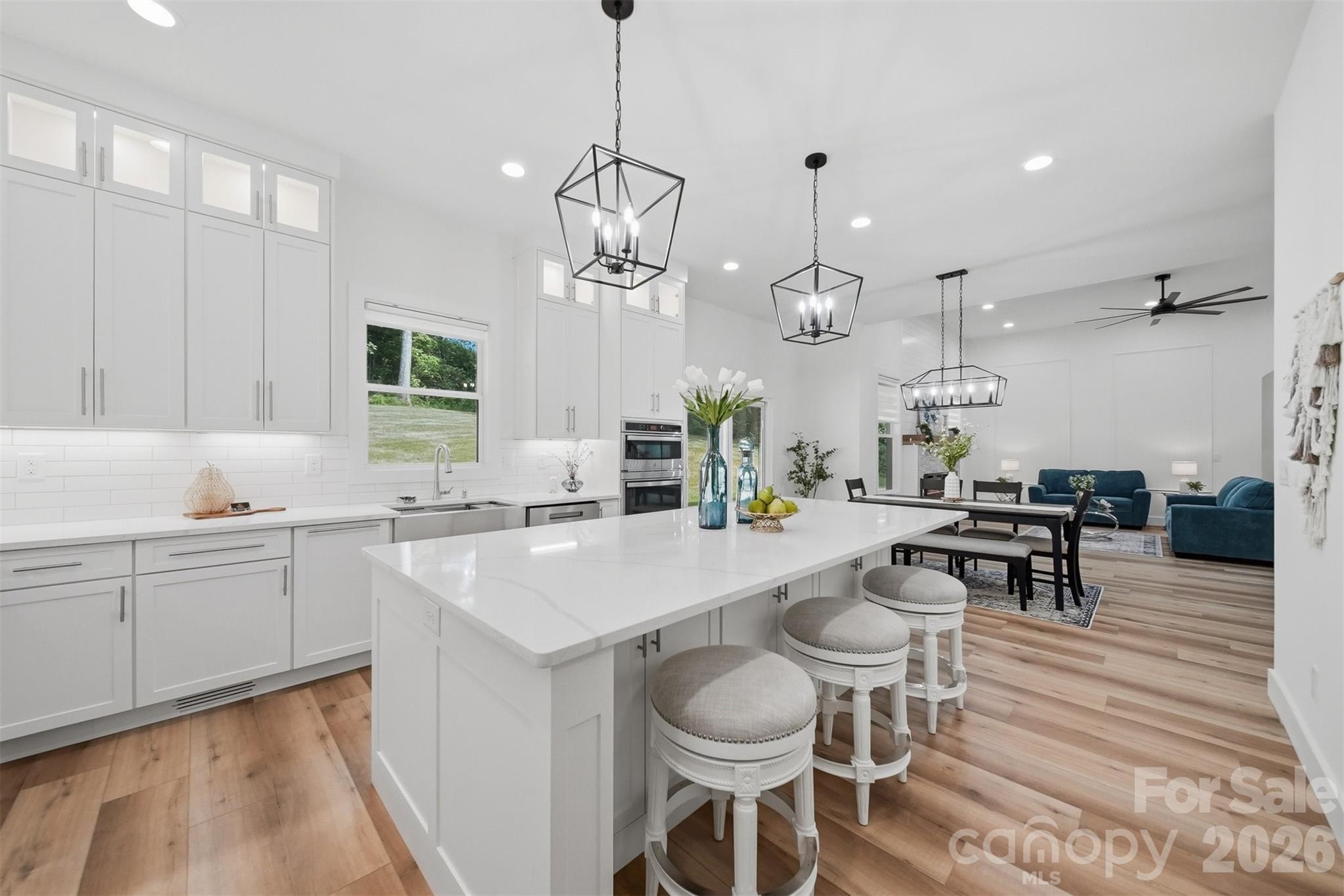 3802 Lyle Creek Avenue NE — Conover