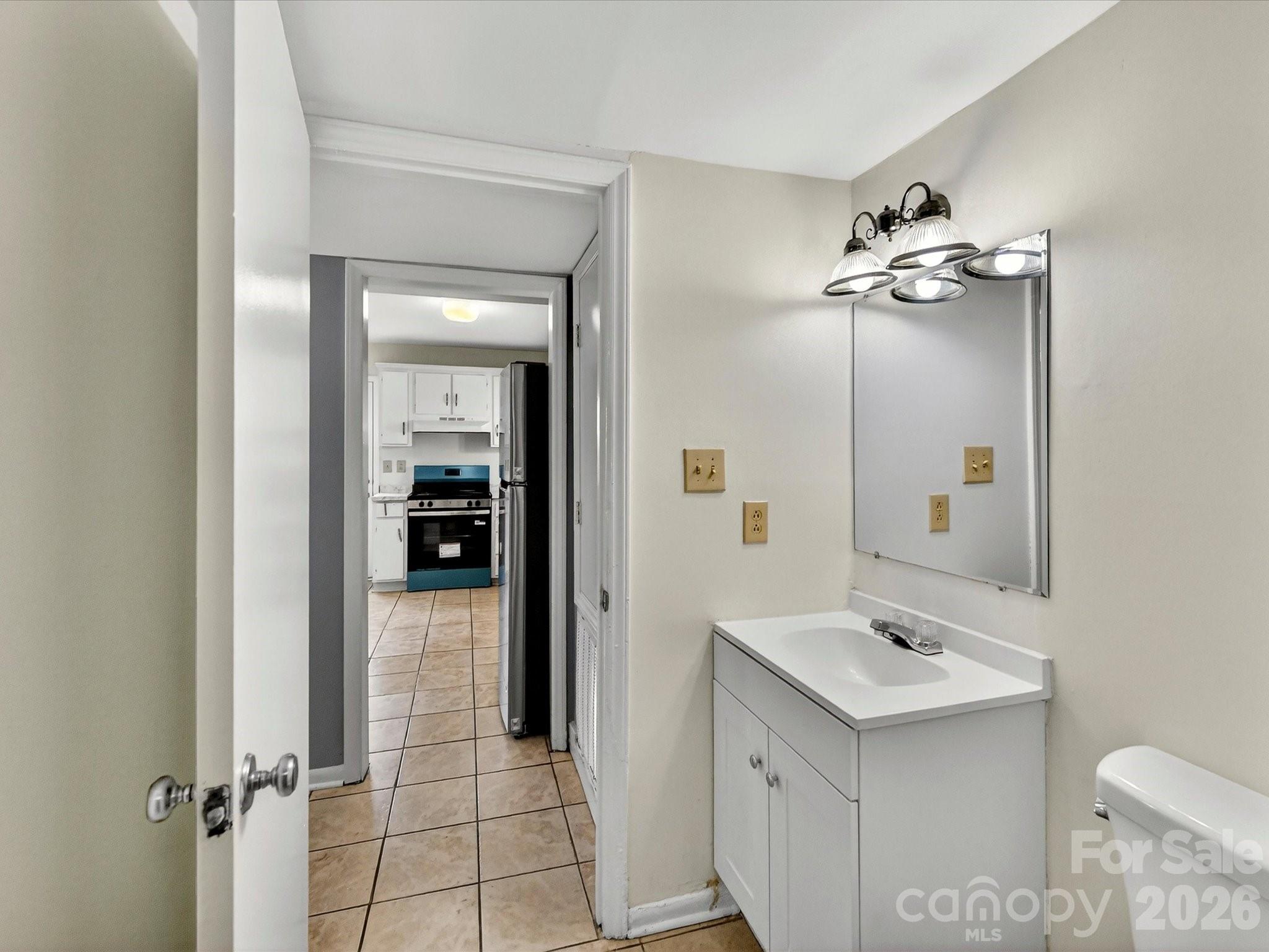 7924 Shady Oak Trail #234 — Charlotte