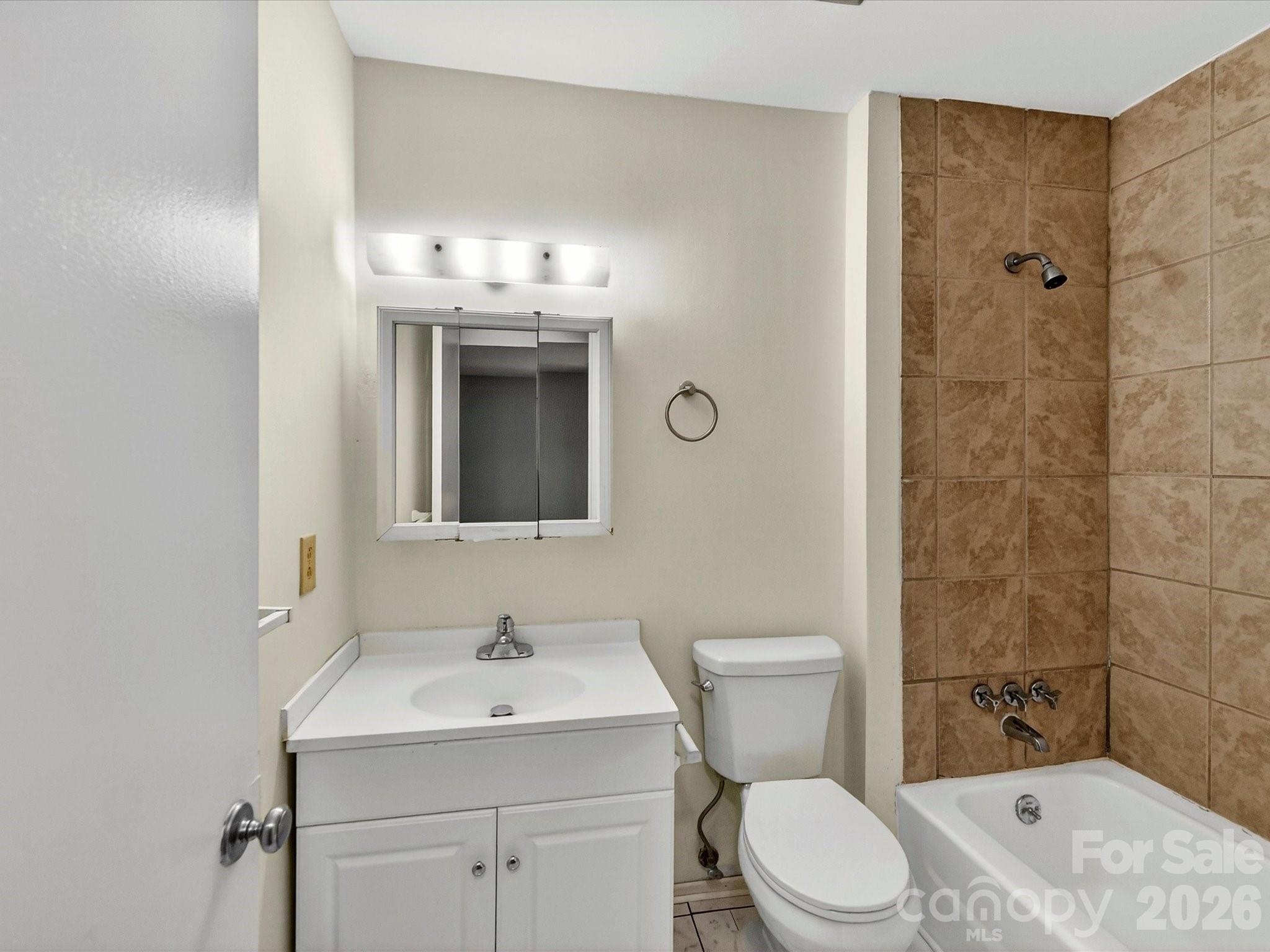 7924 Shady Oak Trail #234 — Charlotte