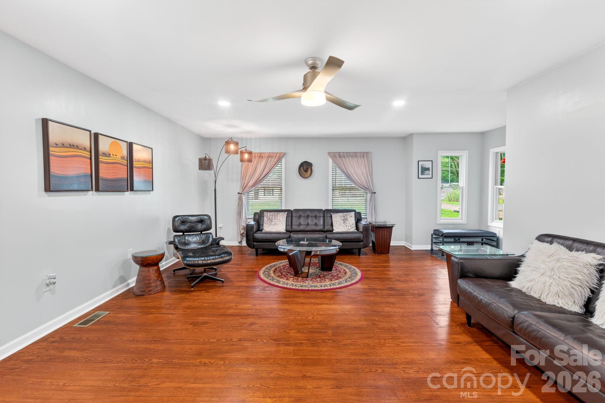 213 Nixon Road — Belmont