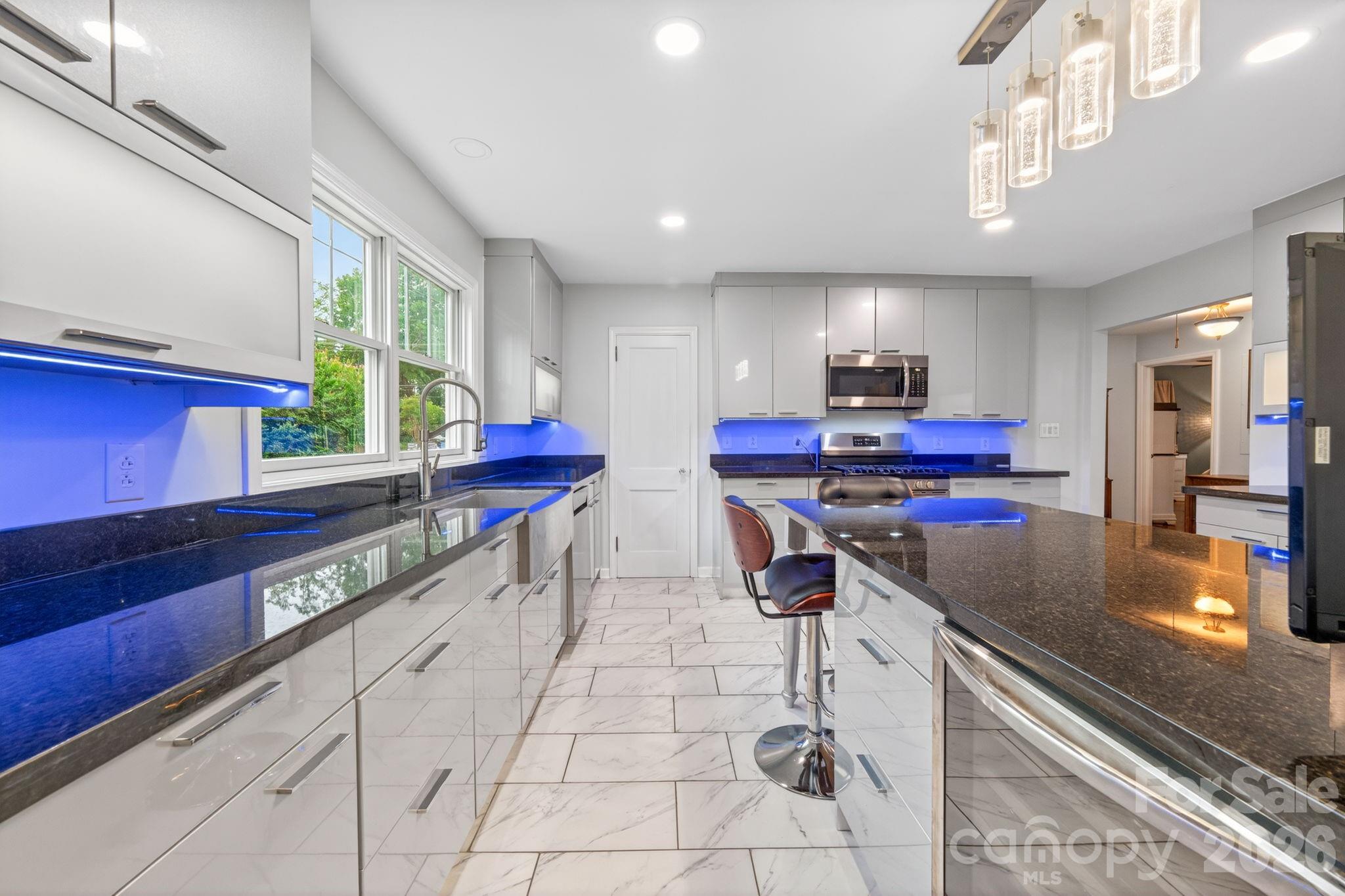 213 Nixon Road — Belmont