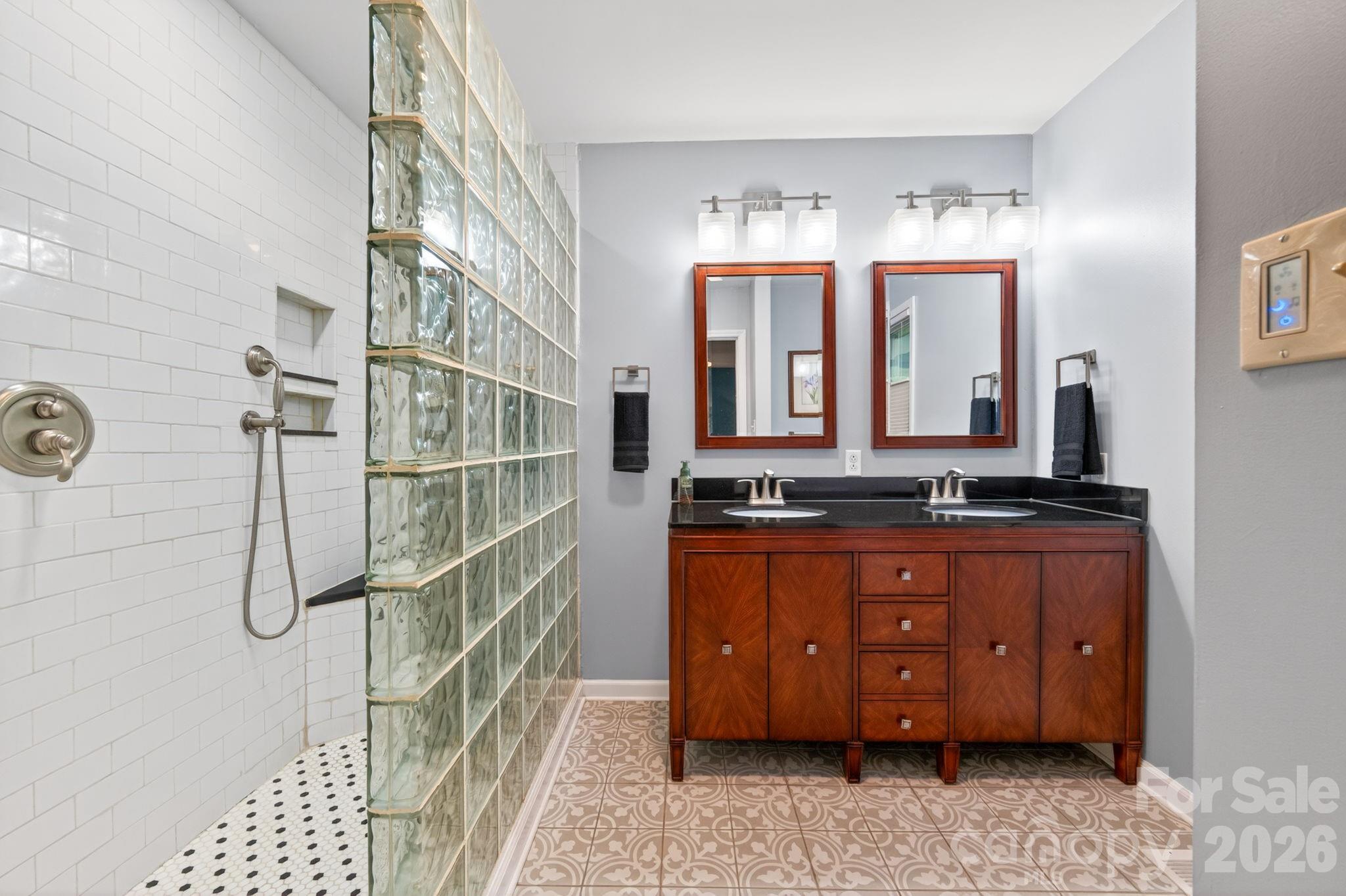 213 Nixon Road — Belmont