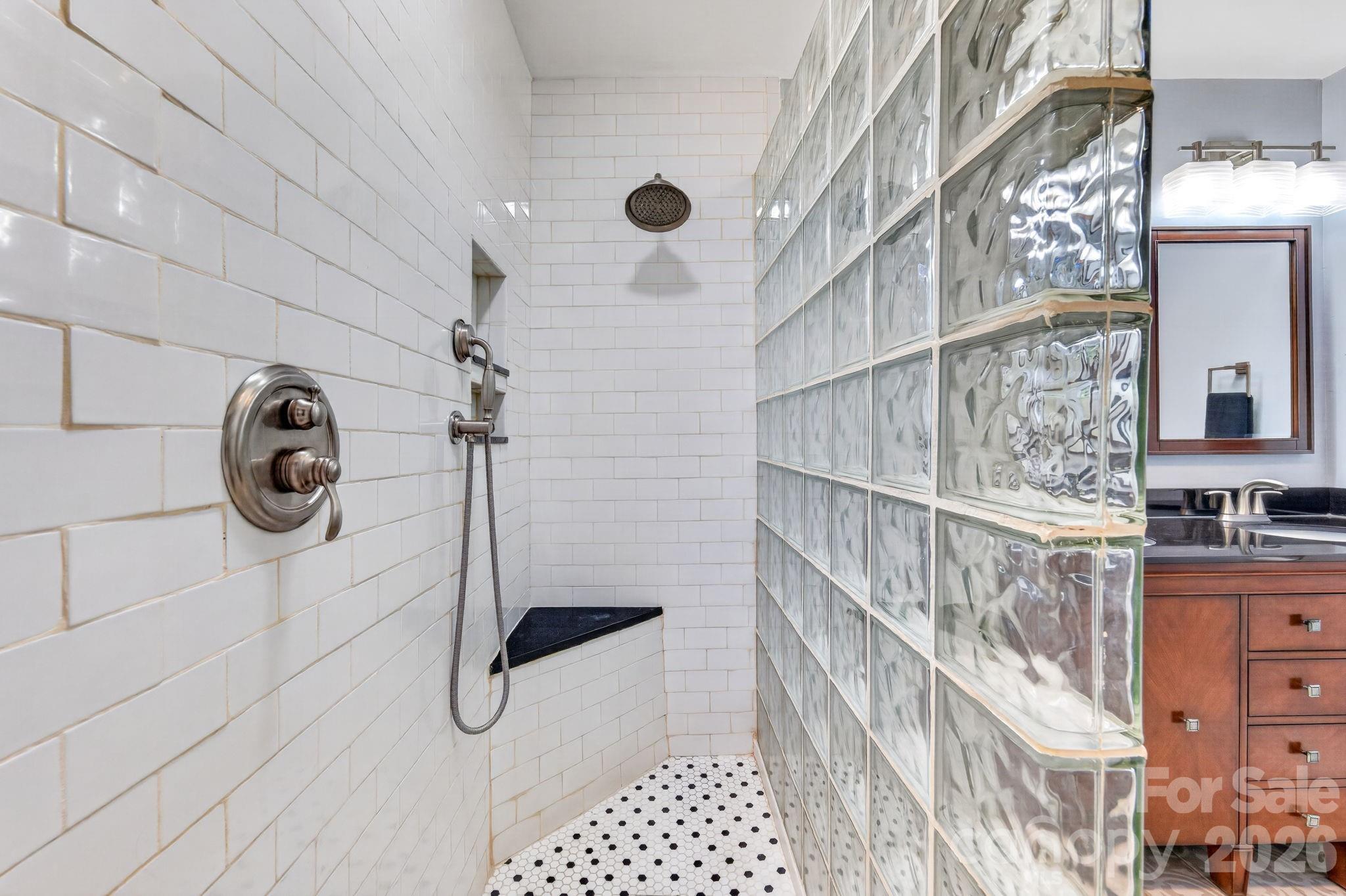 213 Nixon Road — Belmont