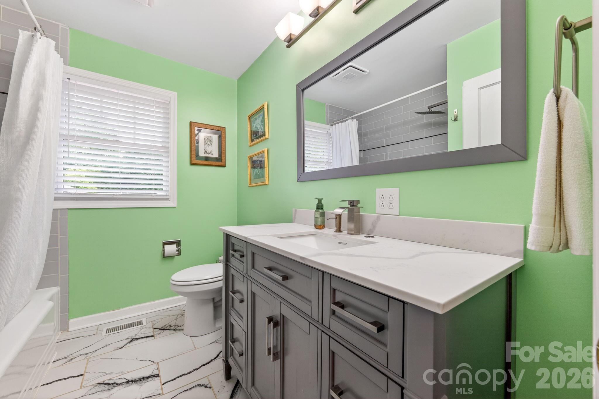 213 Nixon Road — Belmont