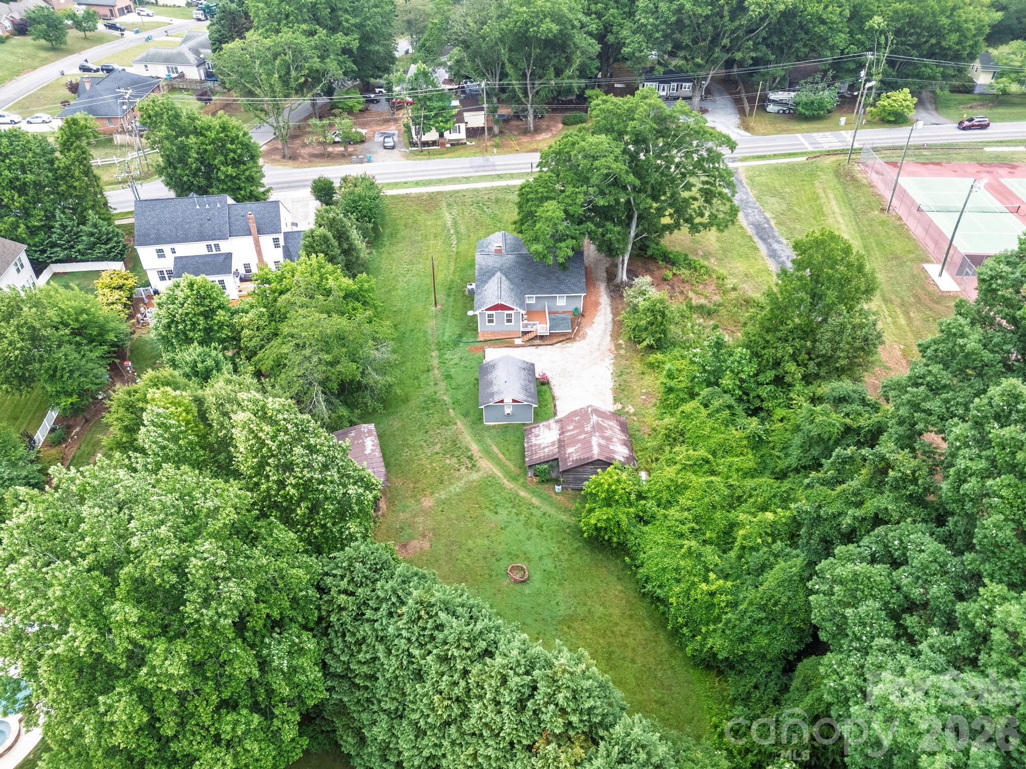 213 Nixon Road — Belmont