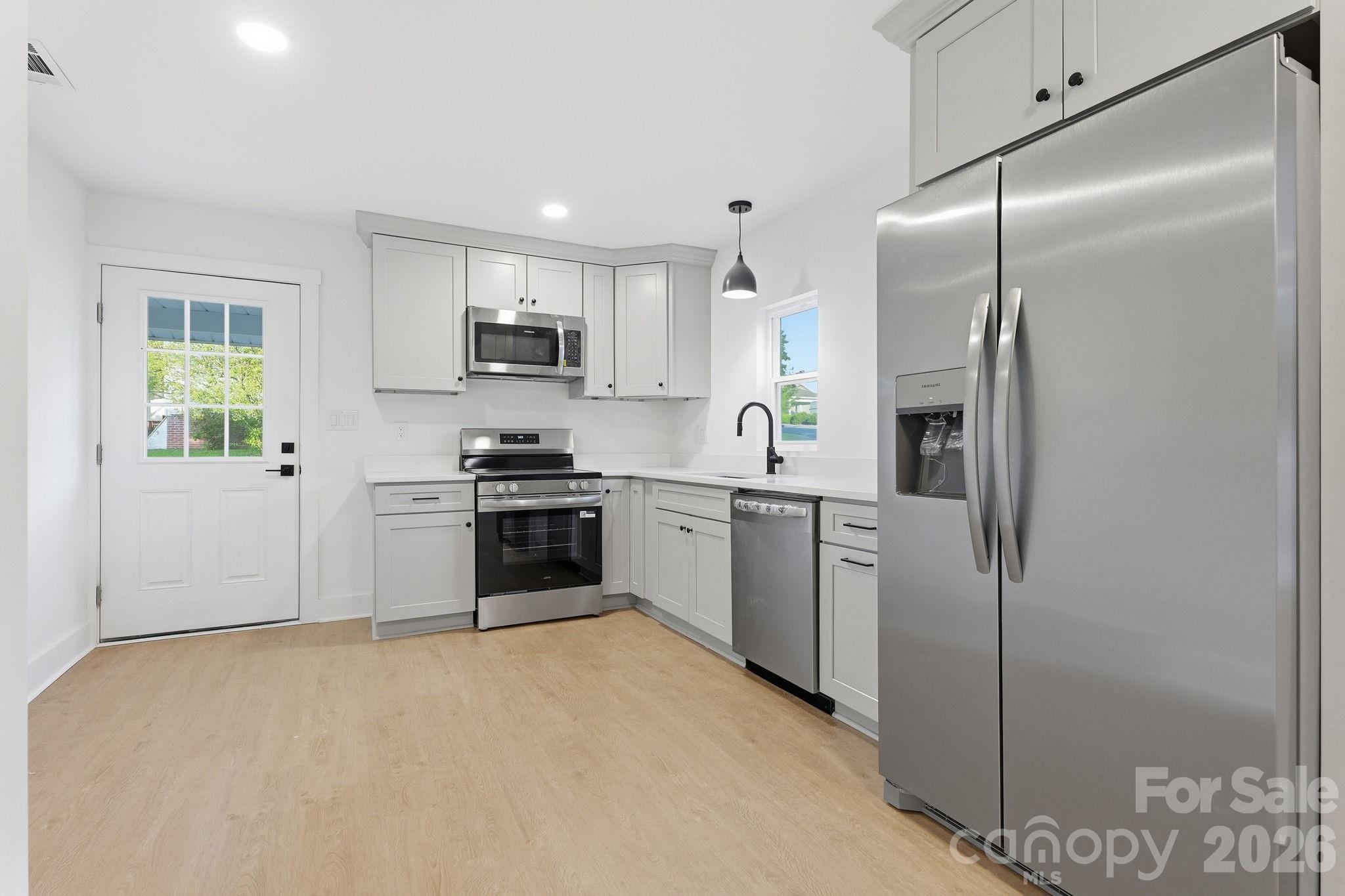 200 W 17th Street — Kannapolis