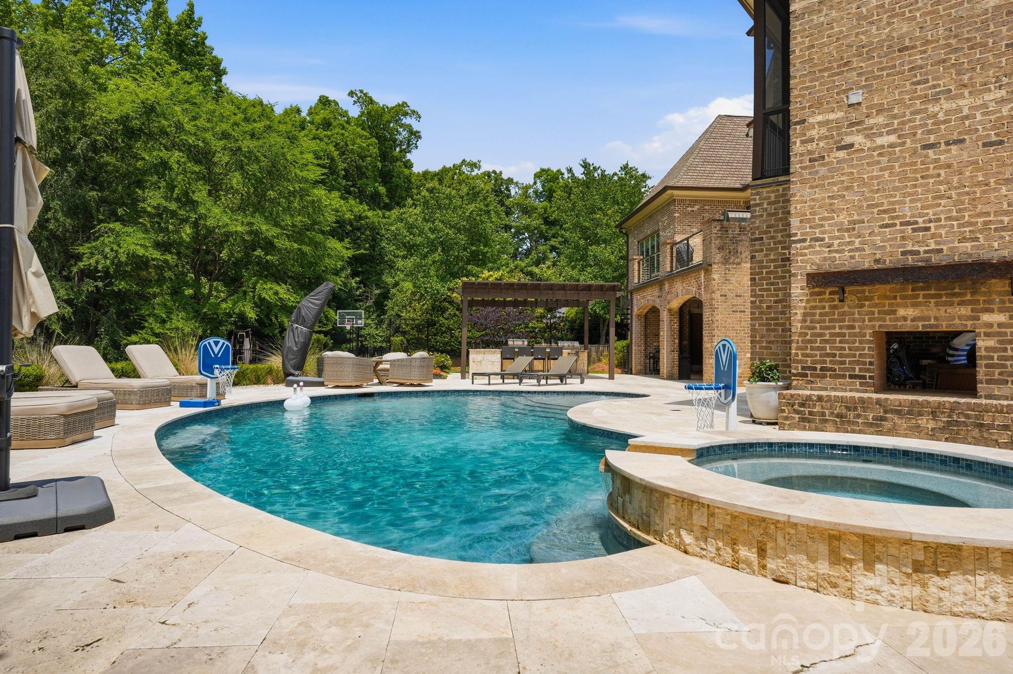 7416 Lee Rea Road — Charlotte