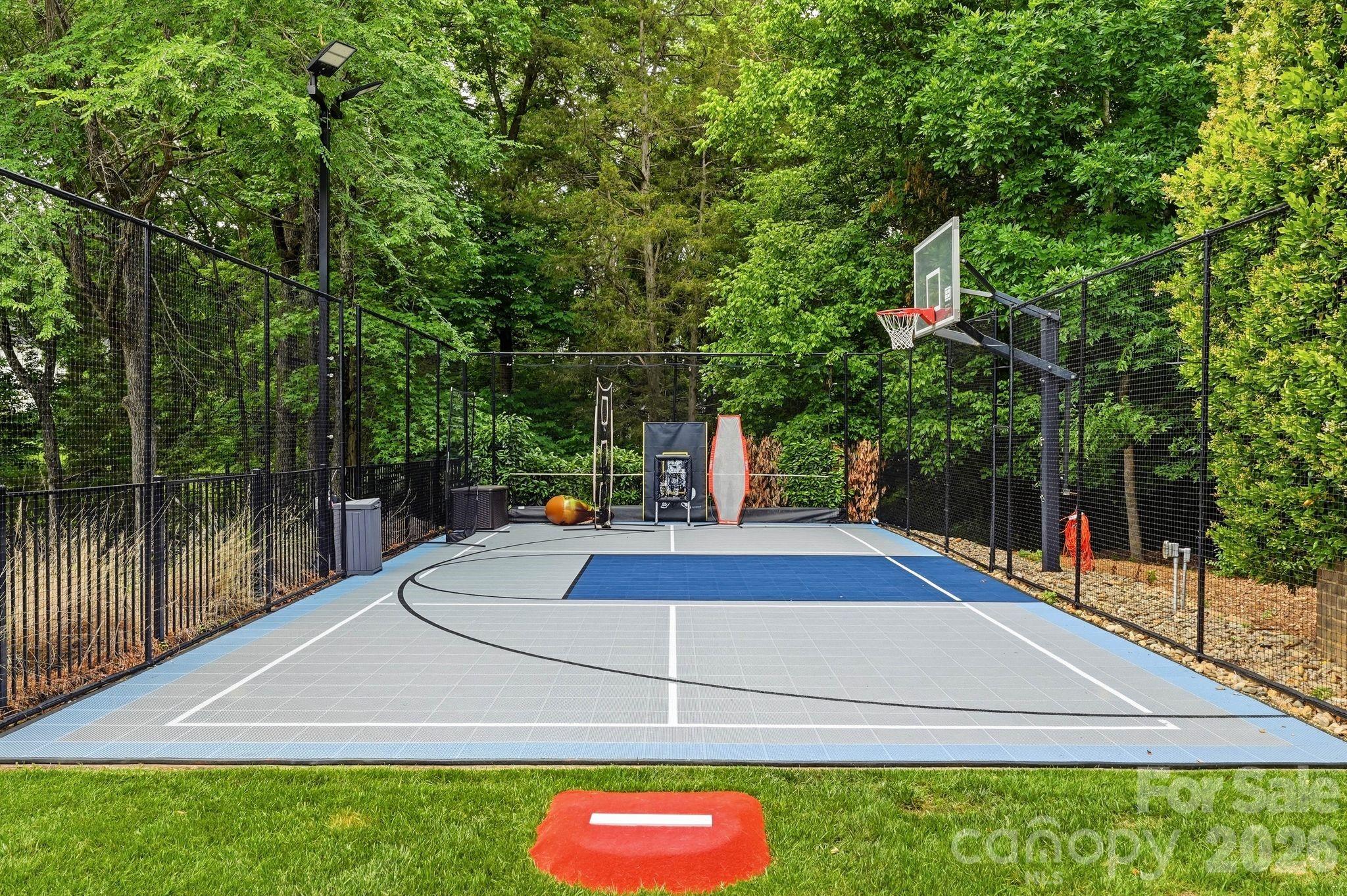 7416 Lee Rea Road — Charlotte