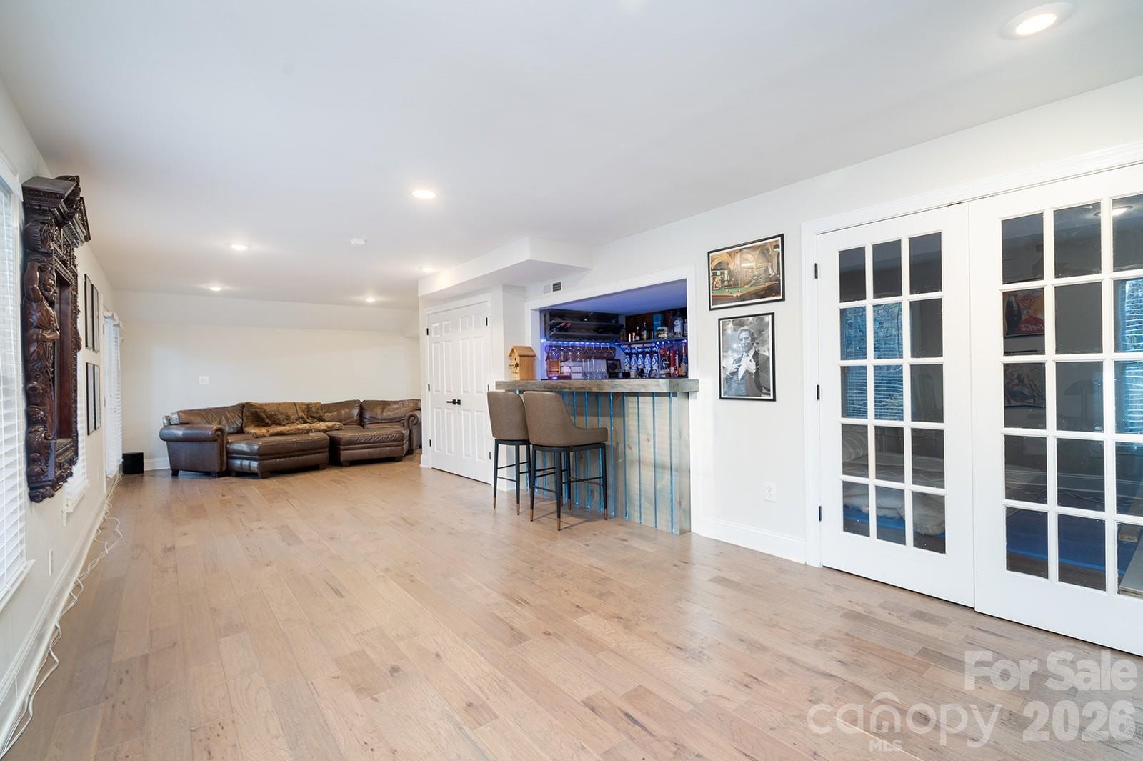 1617 Home Place — Matthews