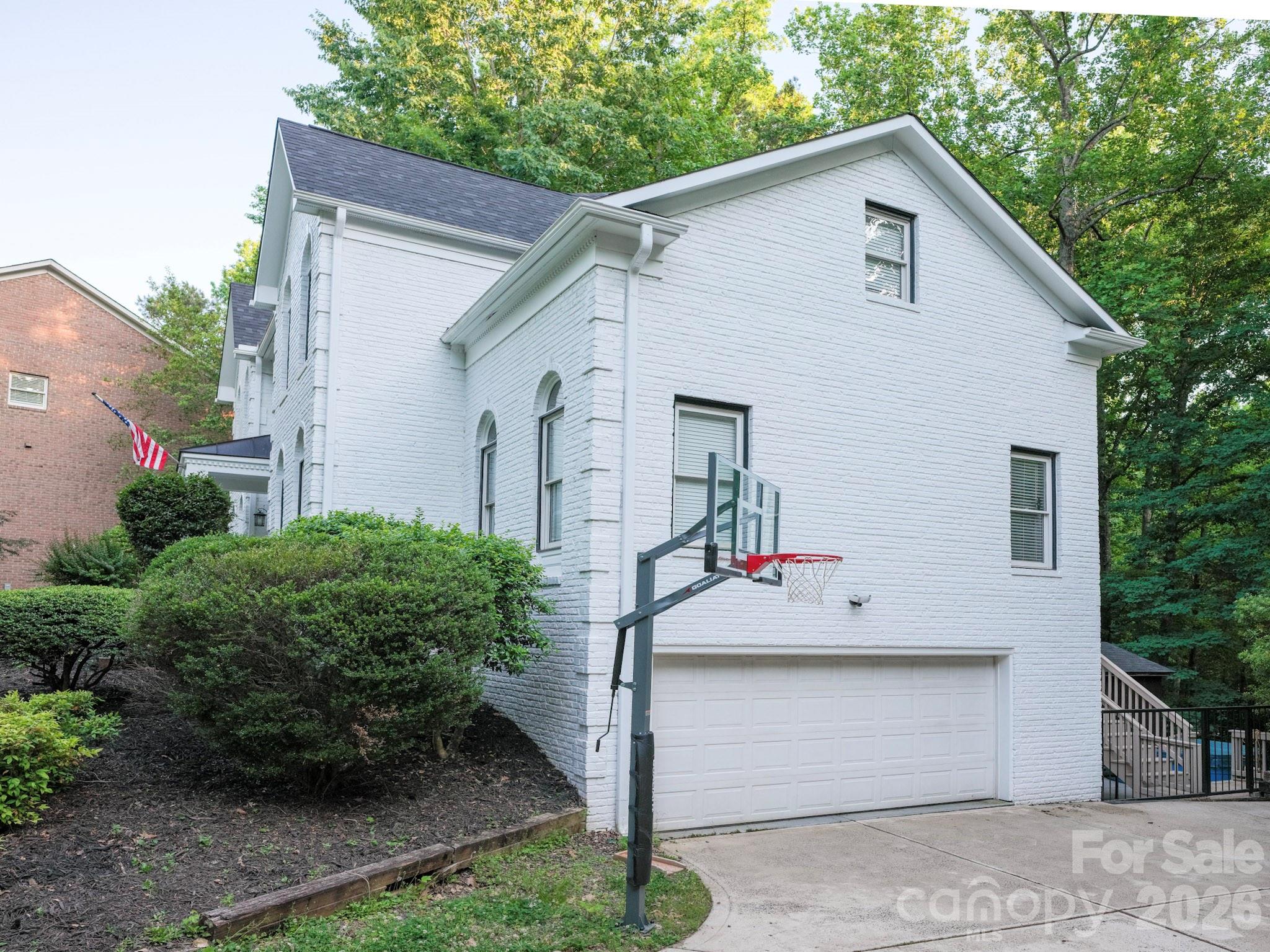 1617 Home Place — Matthews