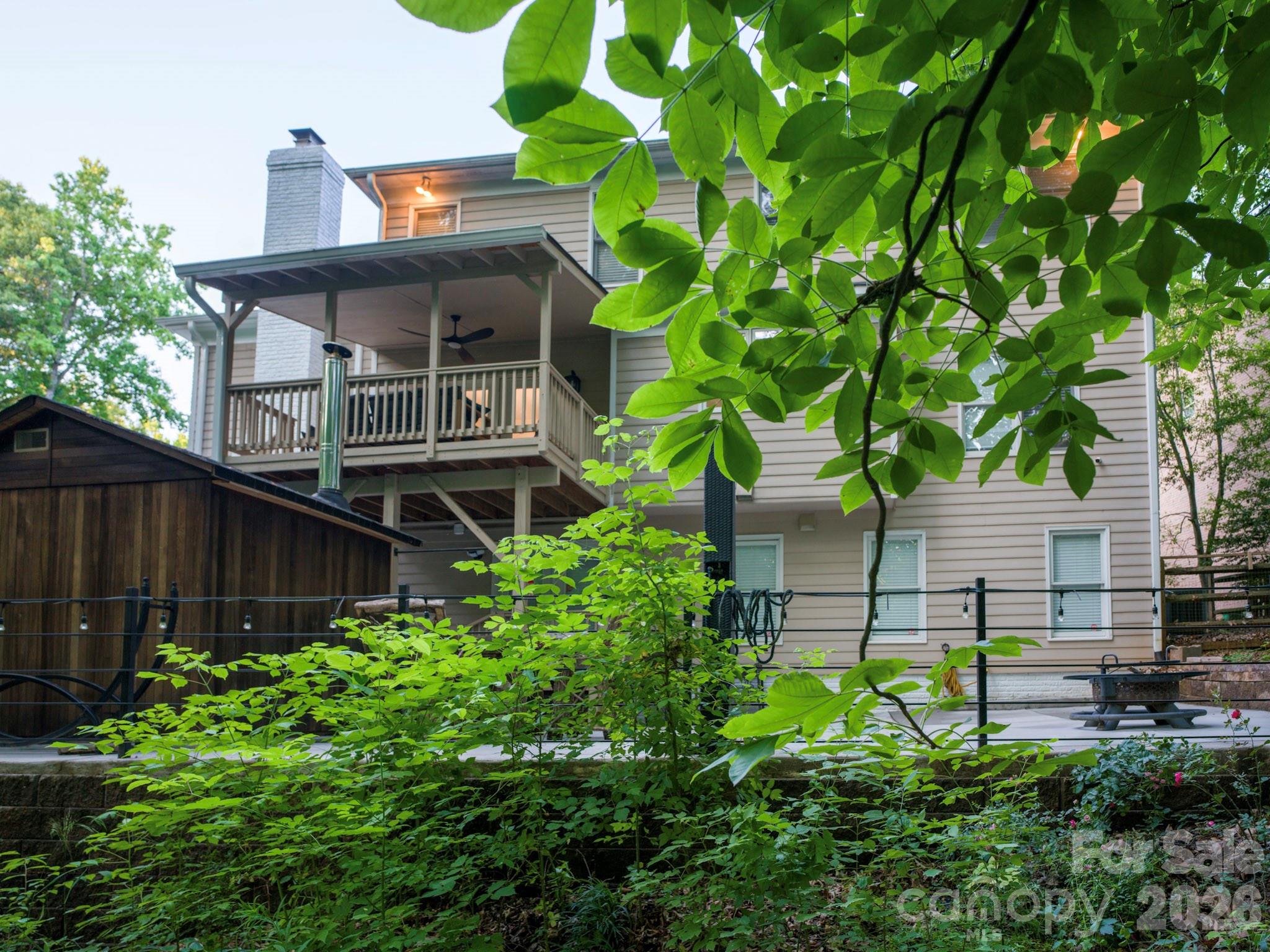 1617 Home Place — Matthews