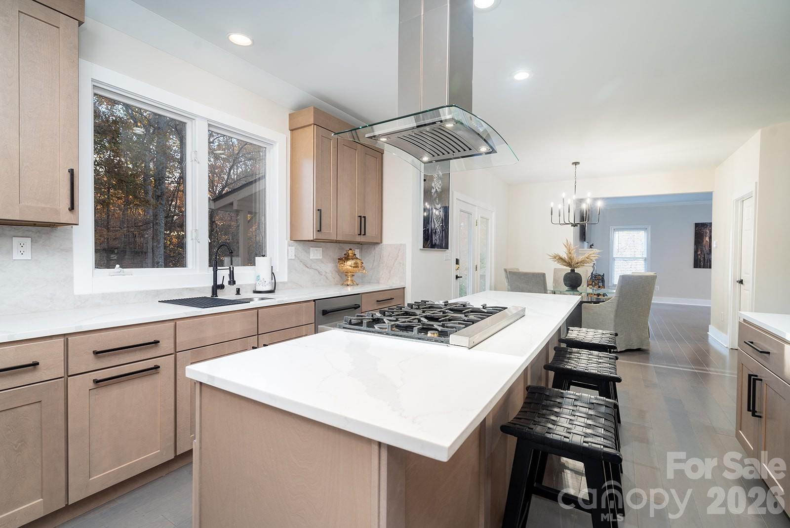 1617 Home Place — Matthews
