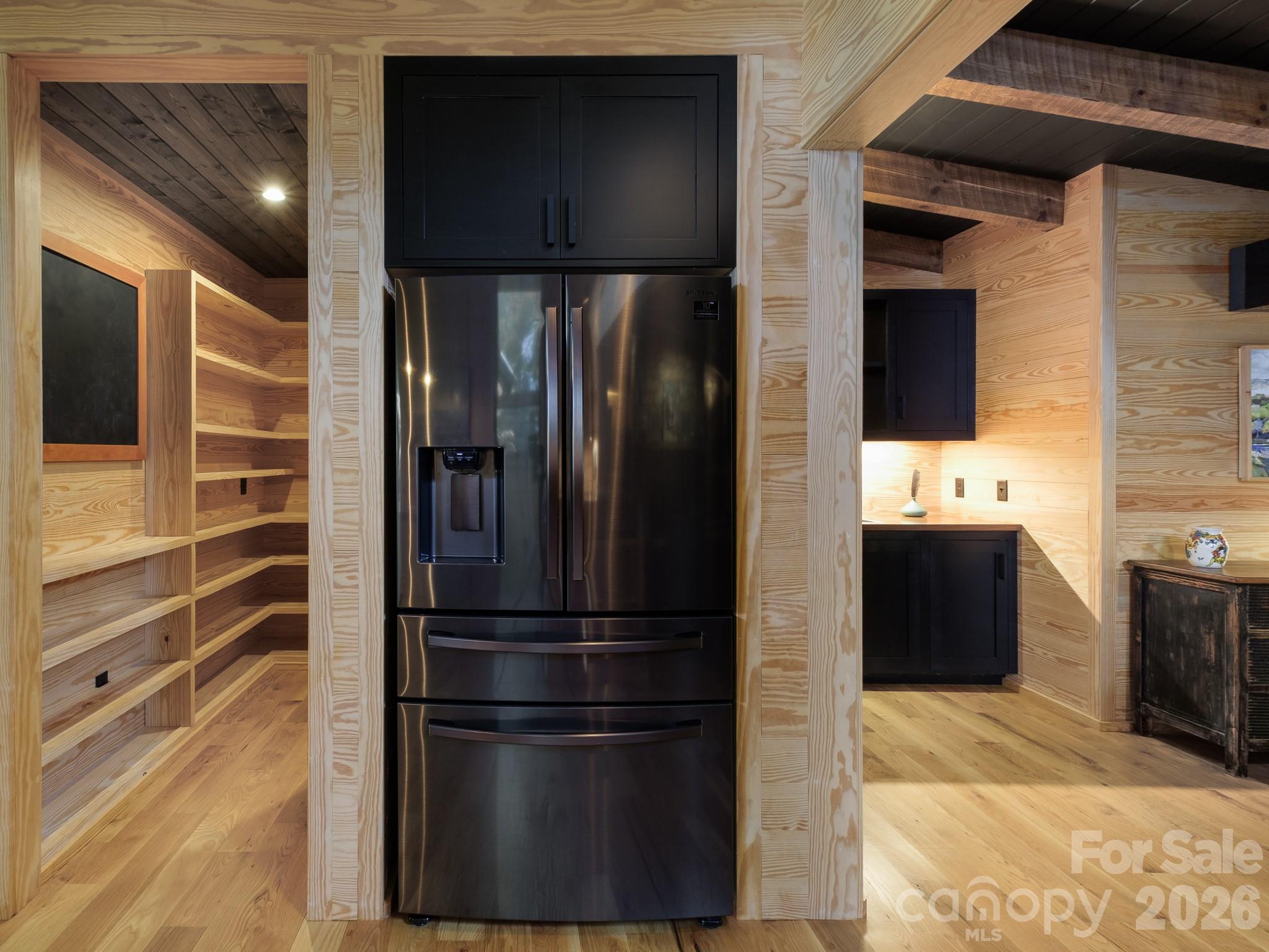 212 SE Shore Drive — Lake Toxaway