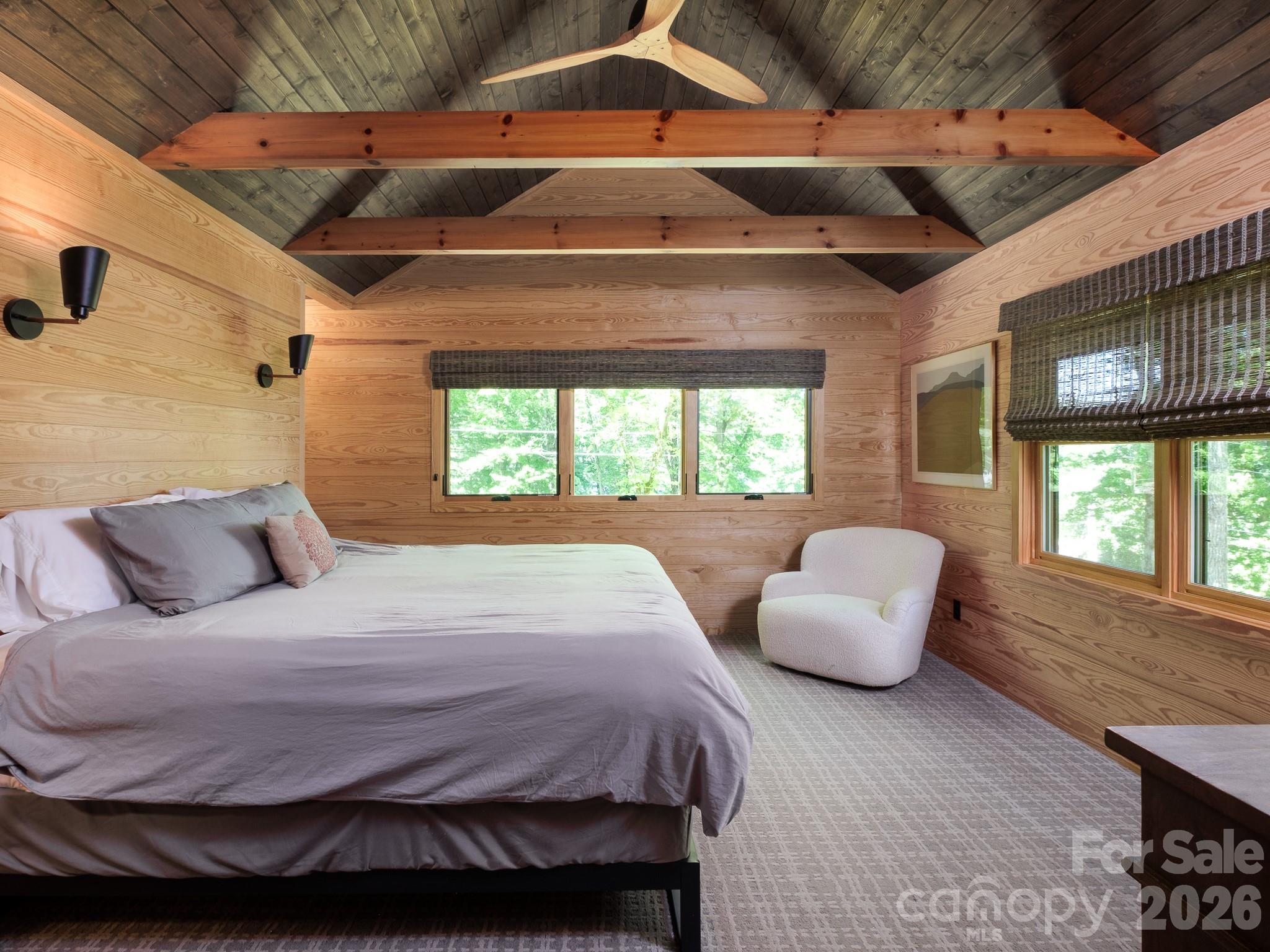 212 SE Shore Drive — Lake Toxaway