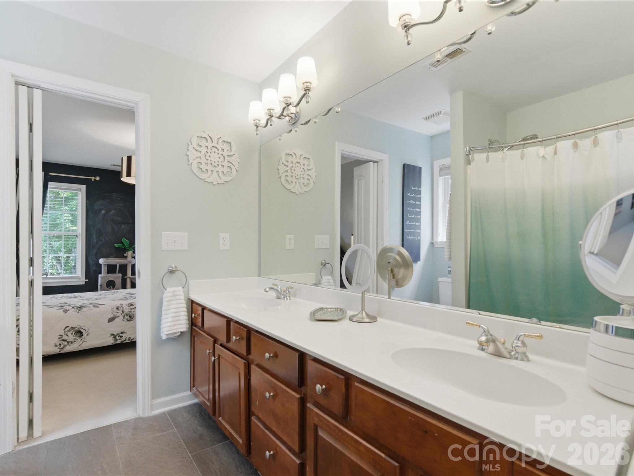 8603 Tintinhull Lane — Waxhaw